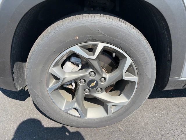 Used 2025 Chevrolet Trax LT SUV