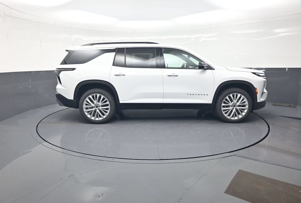 New 2027 Chevrolet Traverse LT SUV