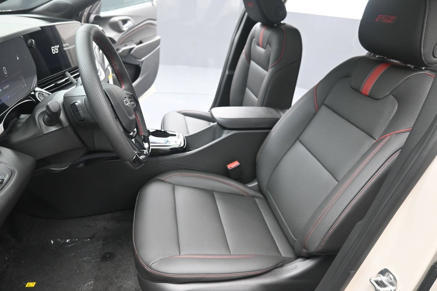 2026 Chevrolet Trax RS - Photo 17