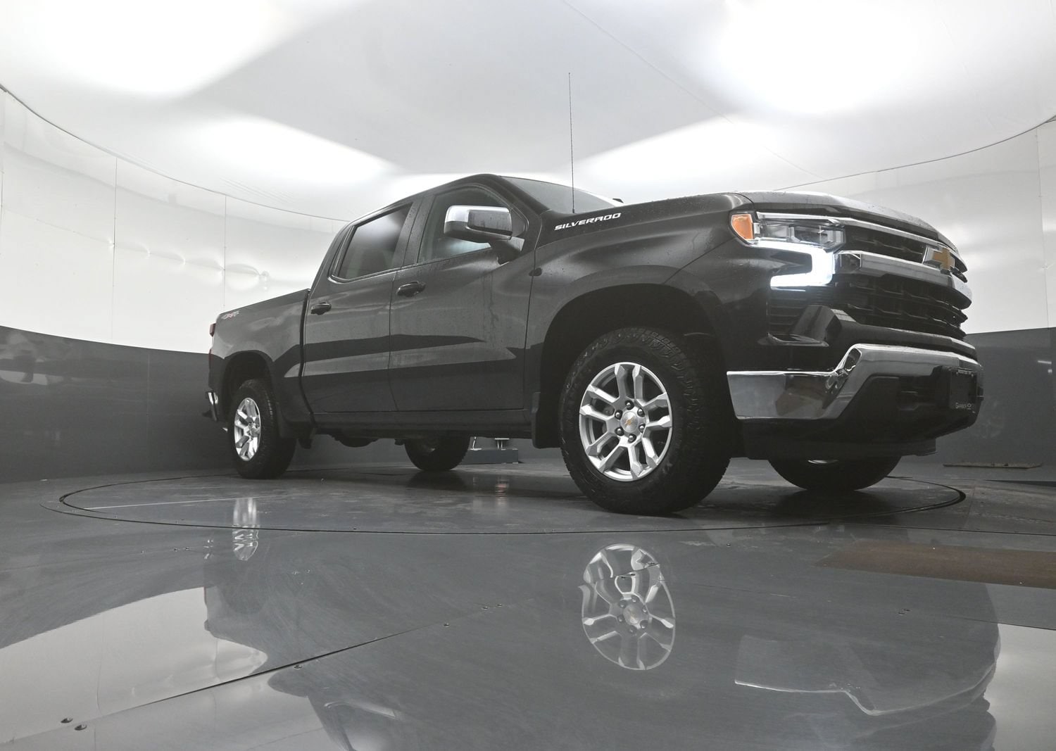 2026 Chevrolet Silverado 1500 LT - Photo 9