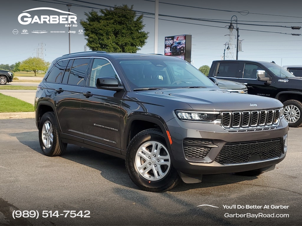 Used 2023 Jeep Grand Cherokee Laredo SUV