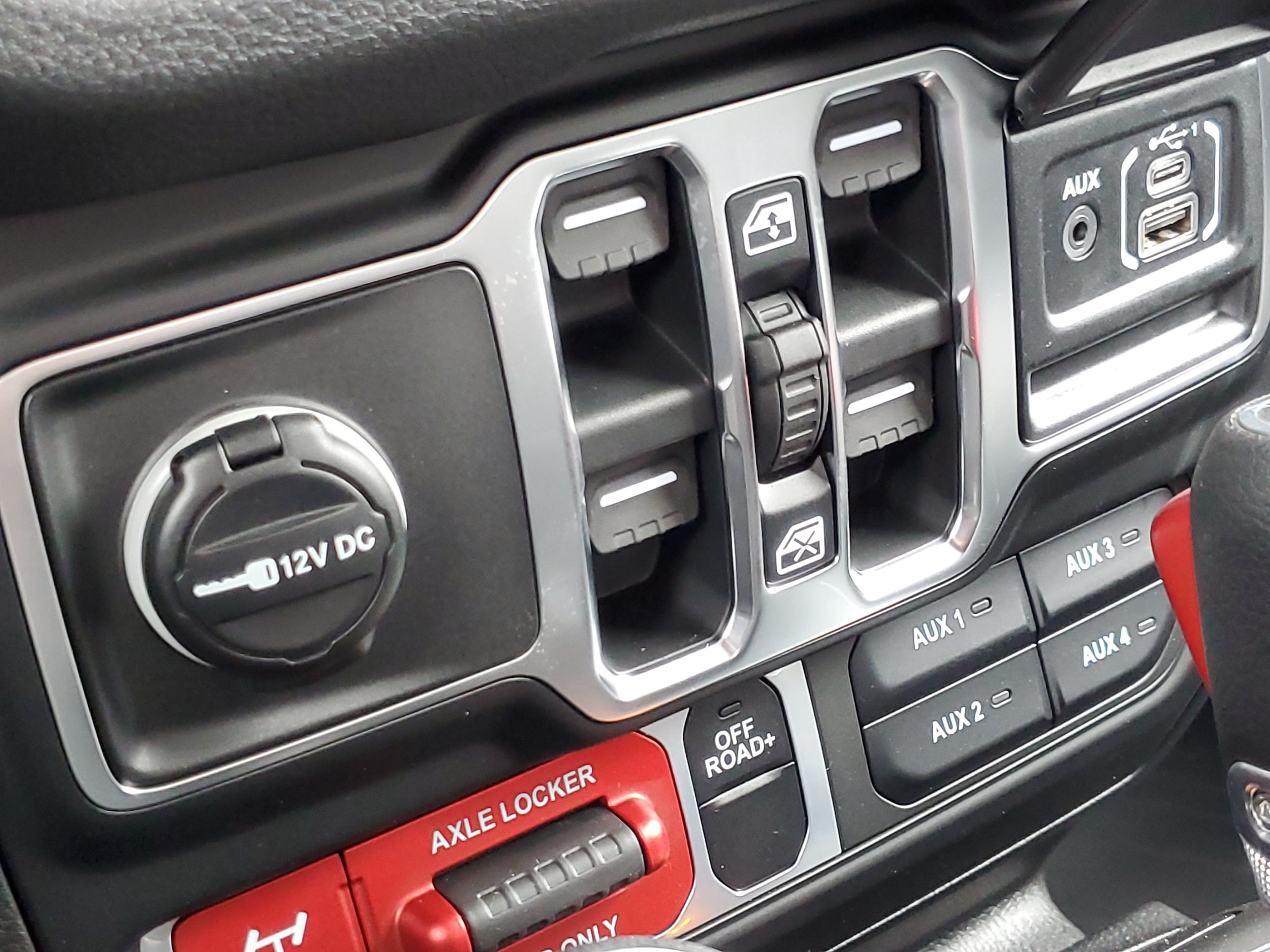2026 Jeep Gladiator Willys - Photo 18