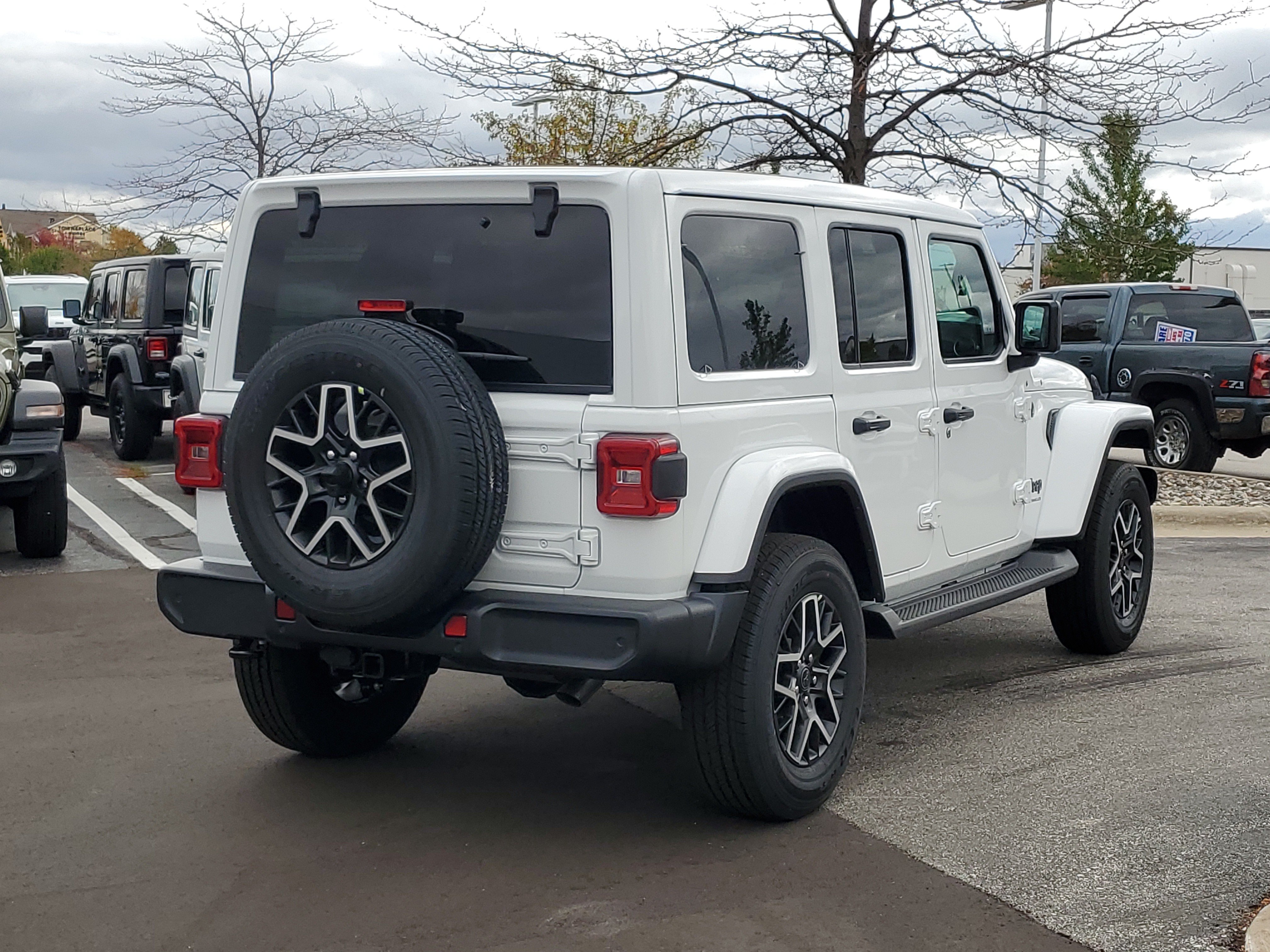 New 2027 Jeep Wrangler 4-DOOR SAHARA Sport Utility