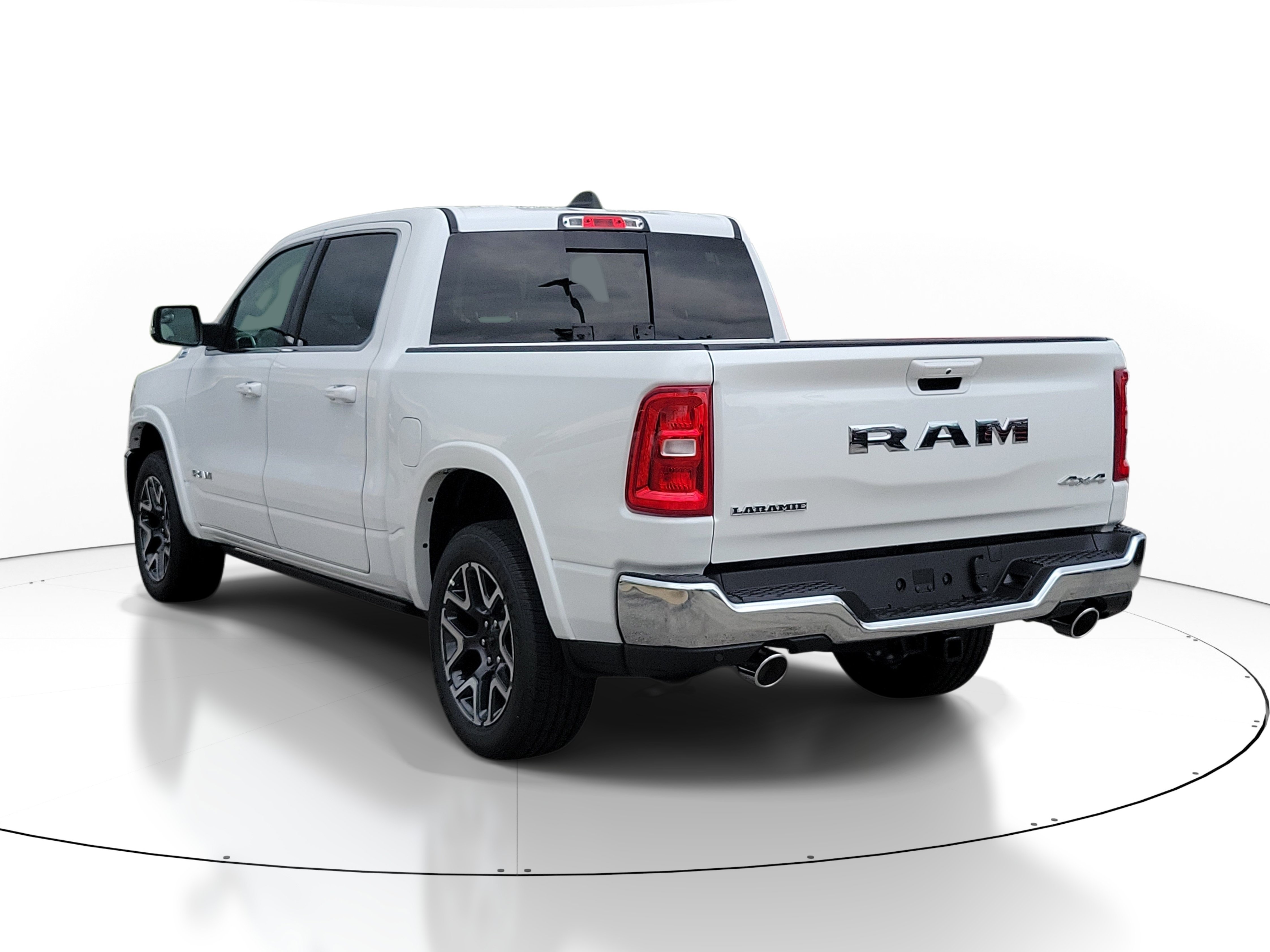 New 2026 Ram 1500 LARAMIE CREW CAB 4X4 5'7 BOX Pickup