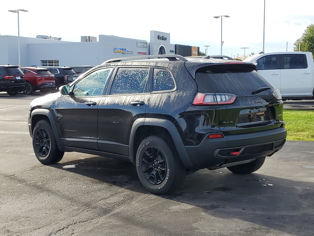 Used 2019 Jeep Cherokee Trailhawk SUV