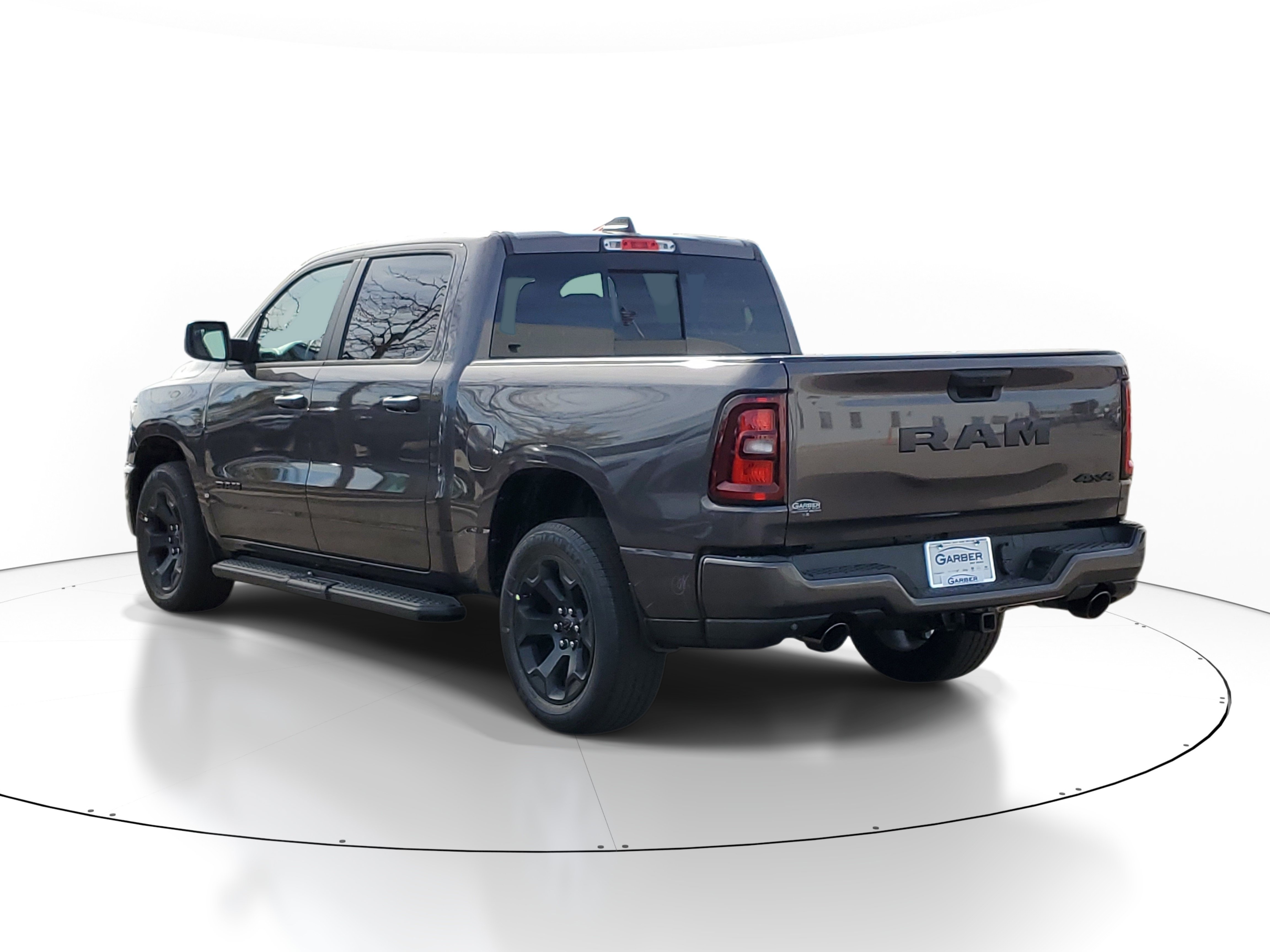 New 2027 Ram 1500 EXPRESS CREW CAB 4X4 5'7 BOX Pickup