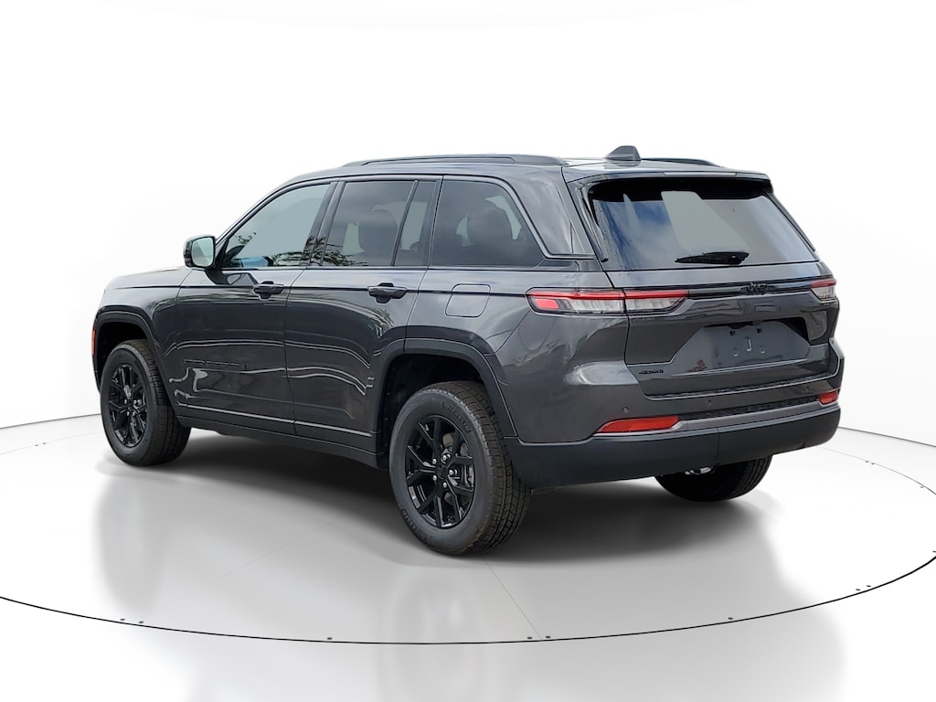 New 2026 Jeep Grand Cherokee LAREDO ALTITUDE 4X4 Sport Utility
