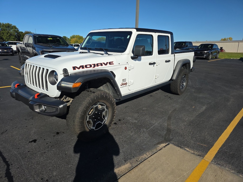 Used 2023 Jeep Gladiator Mojave Truck Crew Cab