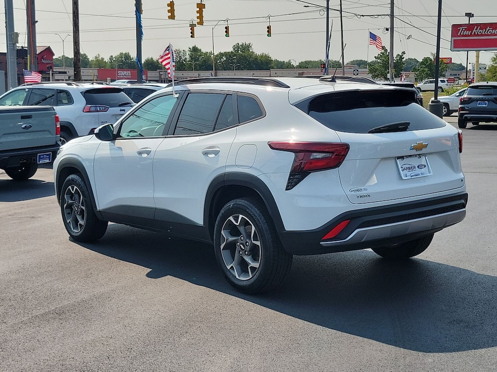 Used 2024 Chevrolet Trax LT SUV