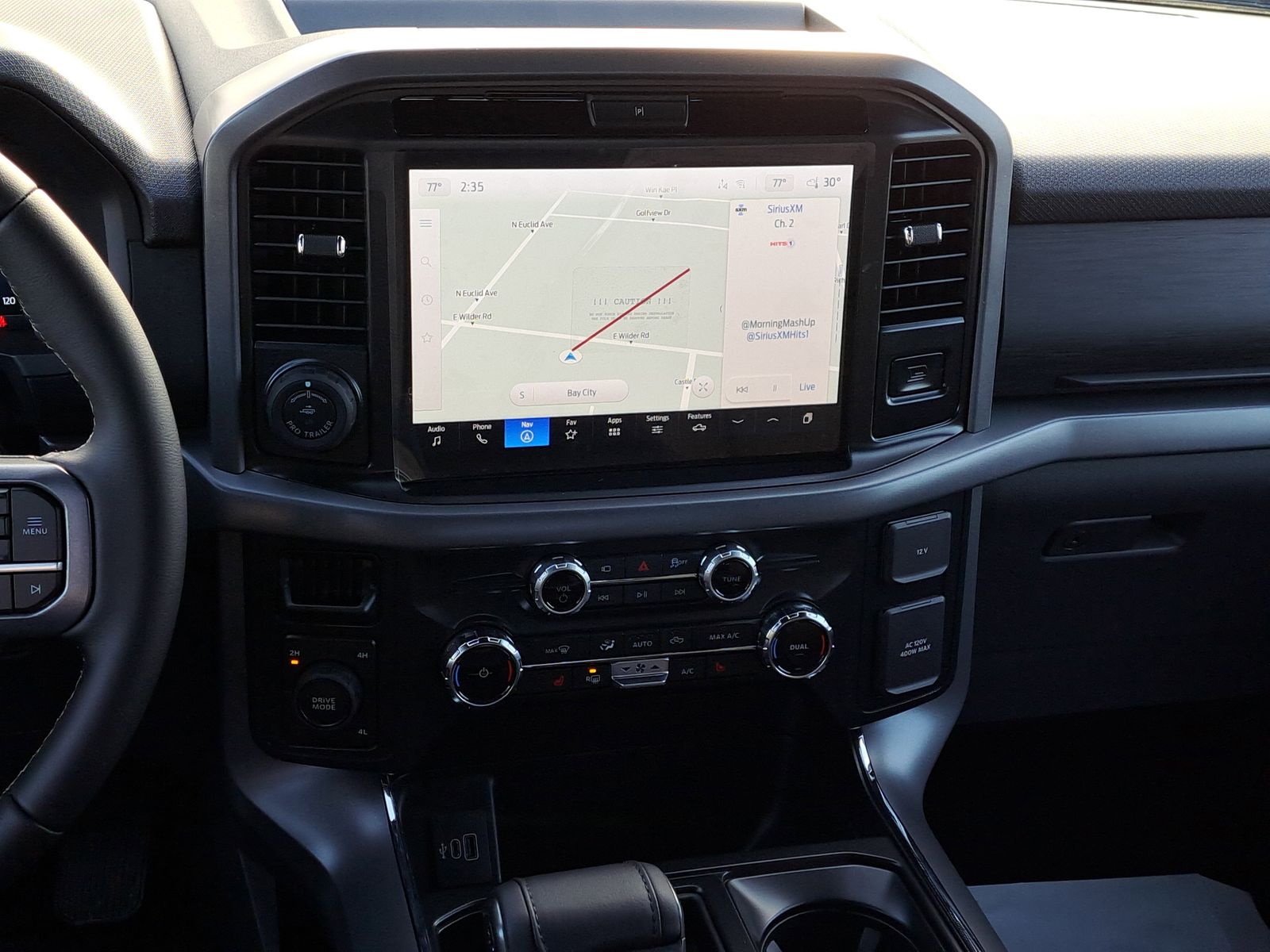 2025 Ford F-150 XLT - Photo 27