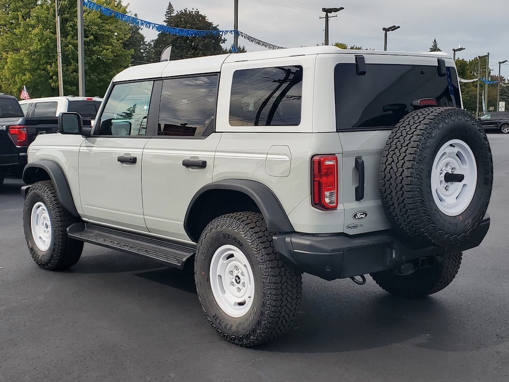 New 2026 Ford Bronco Heritage Edition SUV