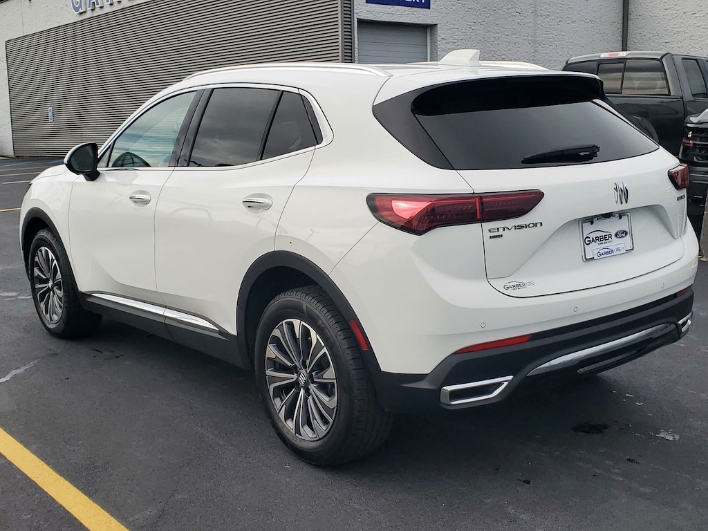Used 2024 Buick Envision Preferred SUV