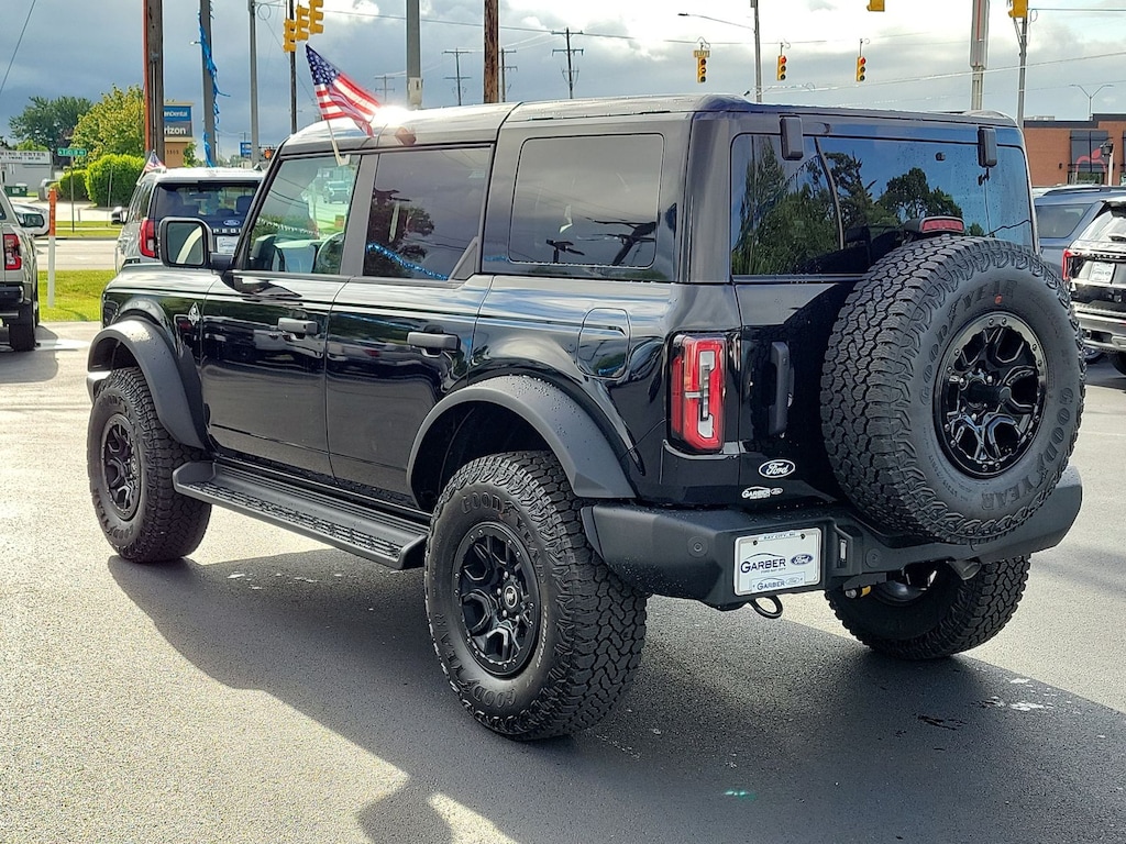 New 2026 Ford Bronco Outer Banks SUV