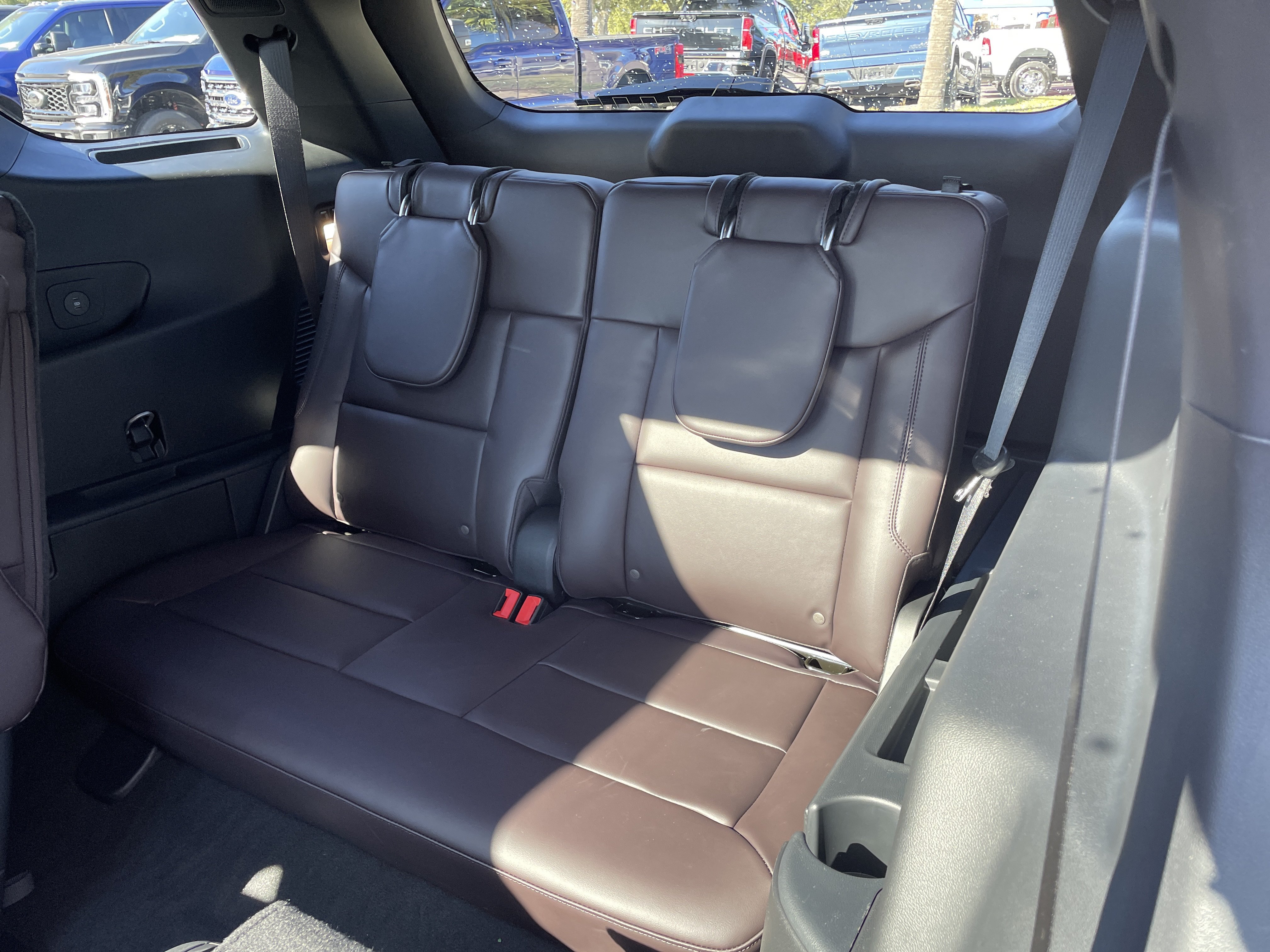 2026 Ford Explorer Platinum - Photo 31