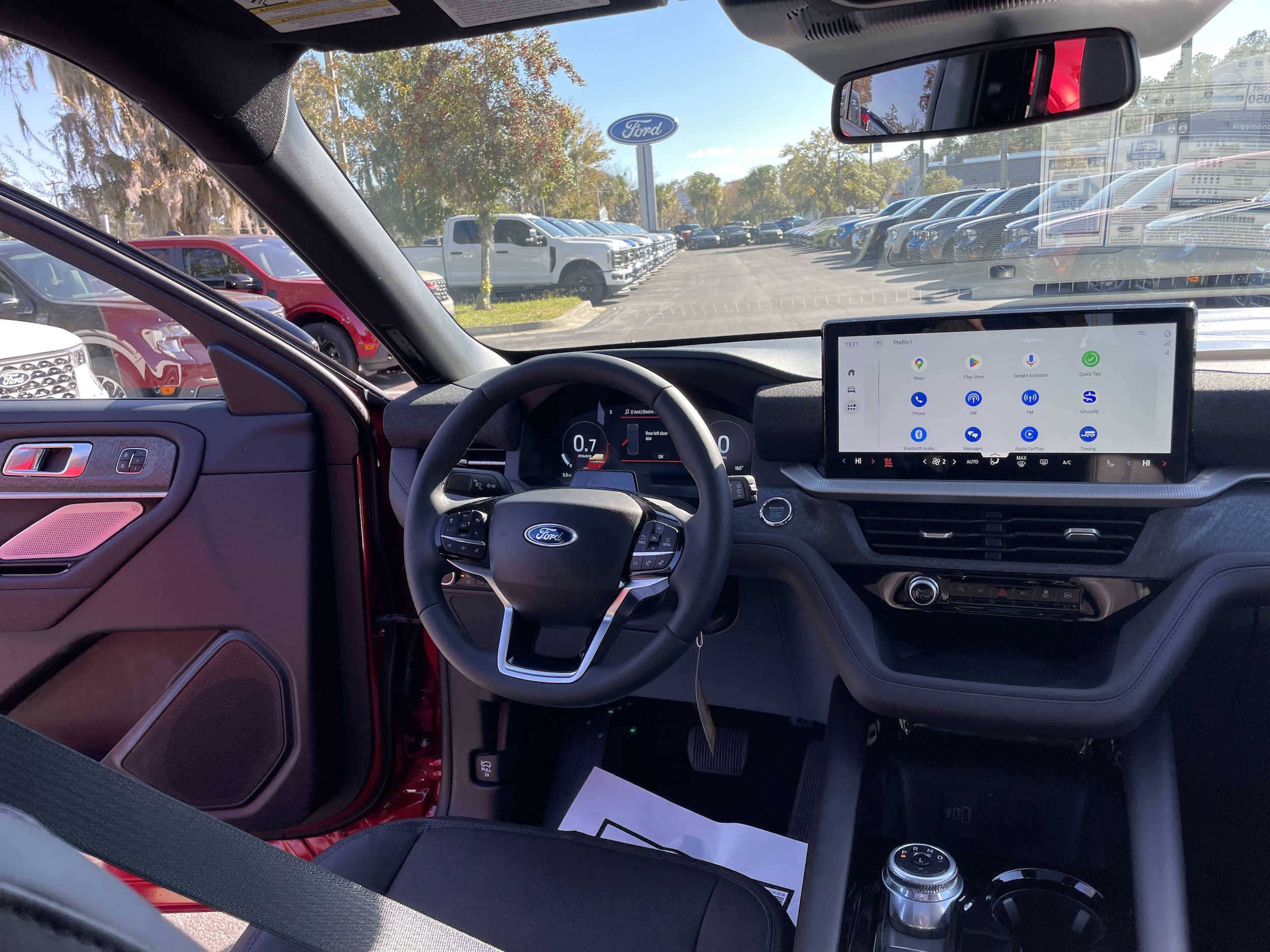2026 Ford Explorer Platinum - Photo 34