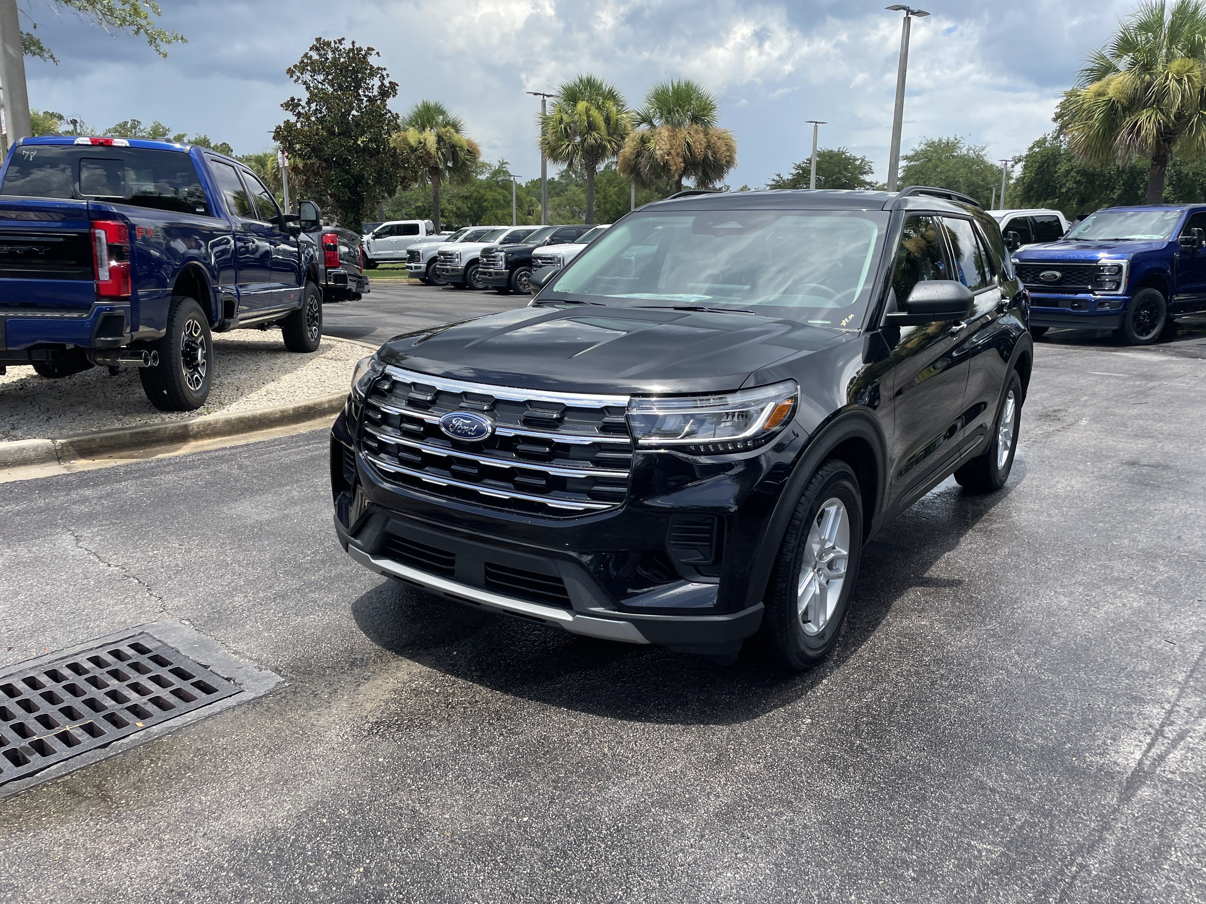 New 2026 Ford Explorer Active SUV