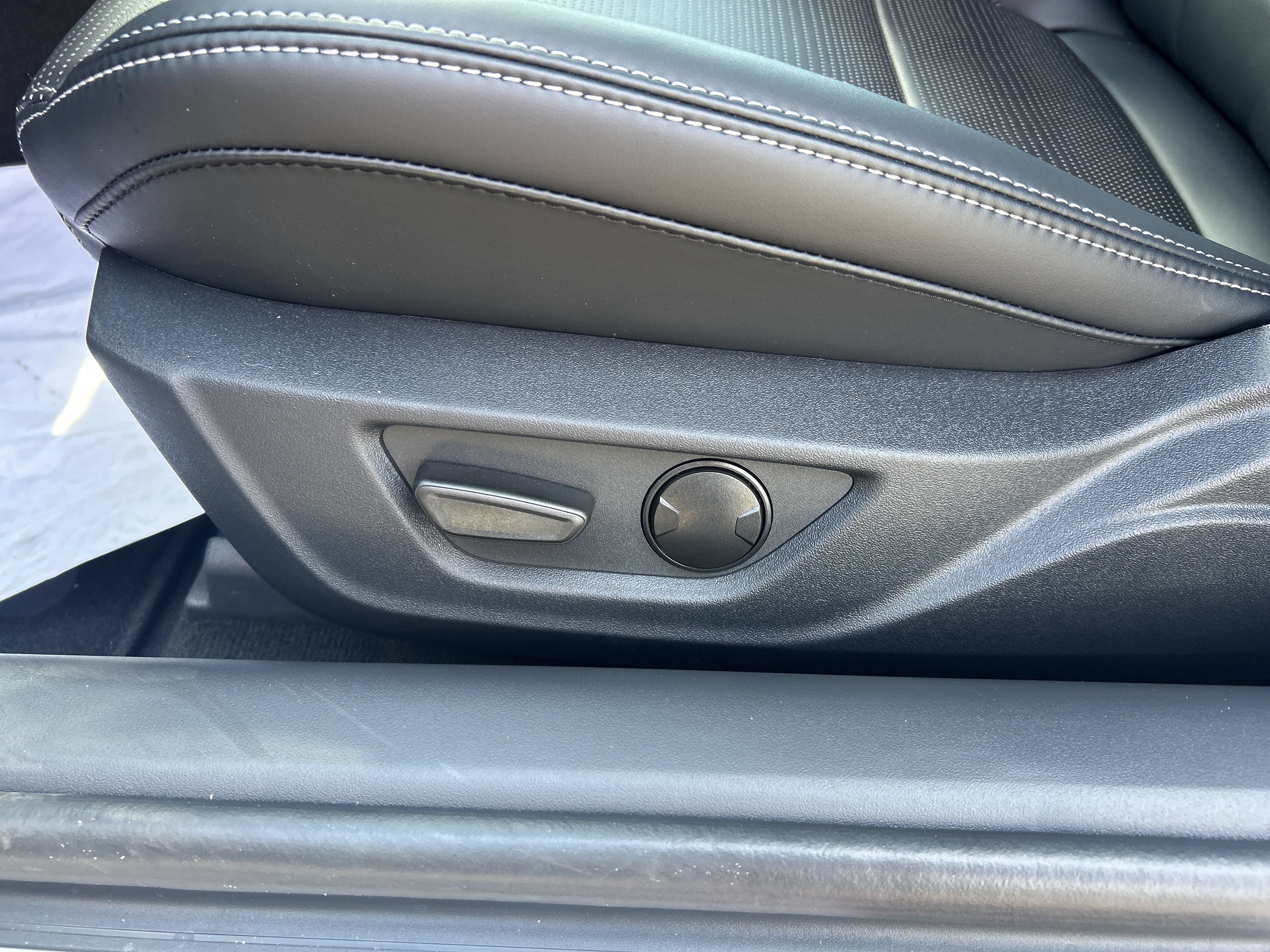 2025 Ford Mustang EcoBoost Premium Fastback - Photo 11