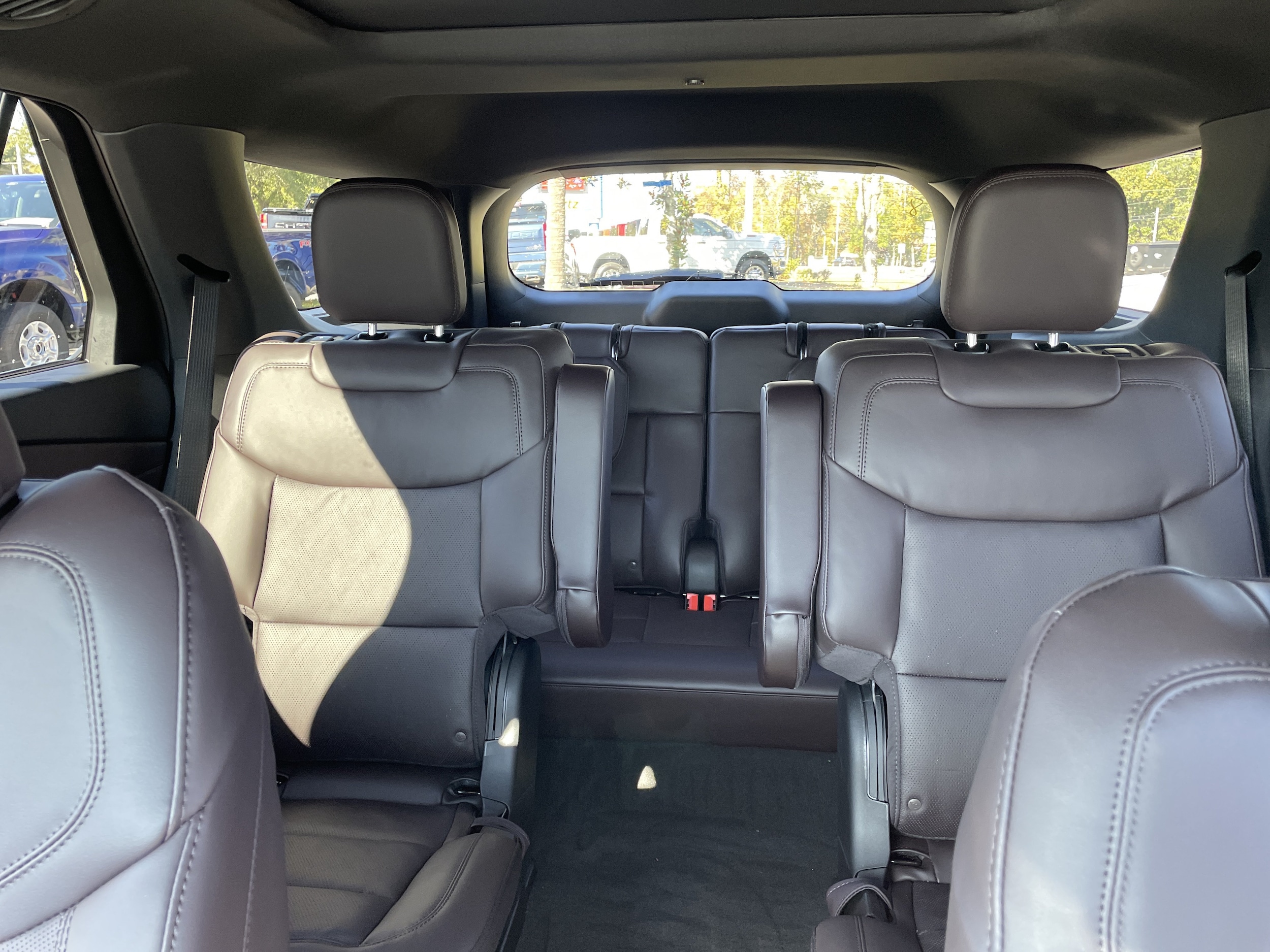 2026 Ford Explorer Platinum - Photo 14