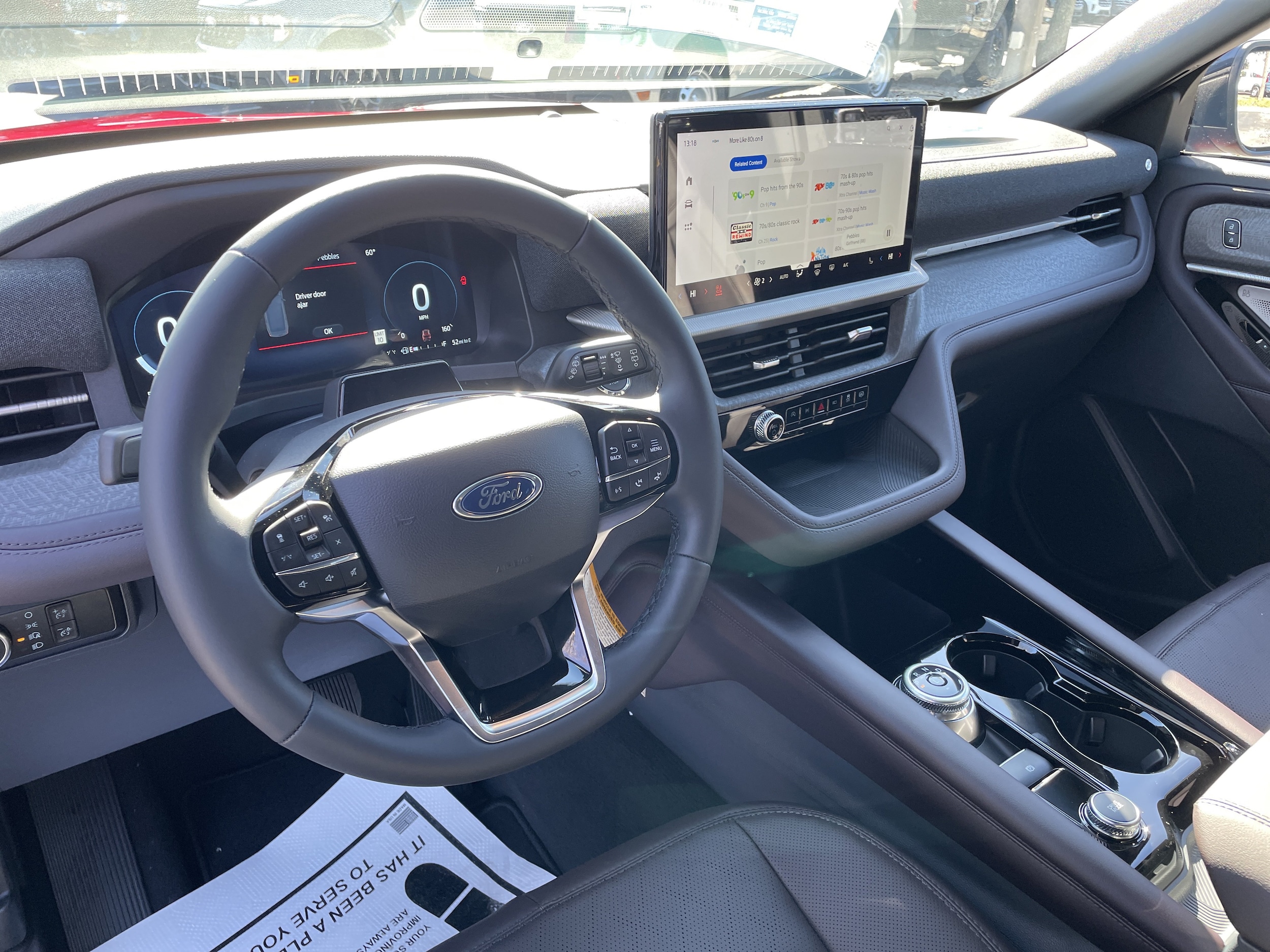 2026 Ford Explorer Platinum - Photo 15