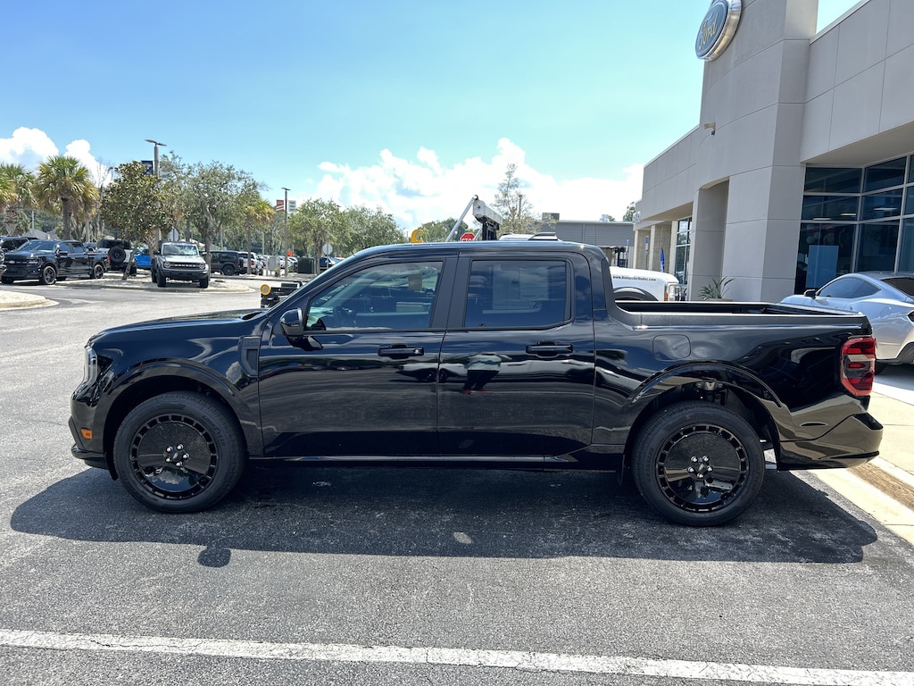 New 2026 Ford Maverick Lobo High Truck SuperCrew
