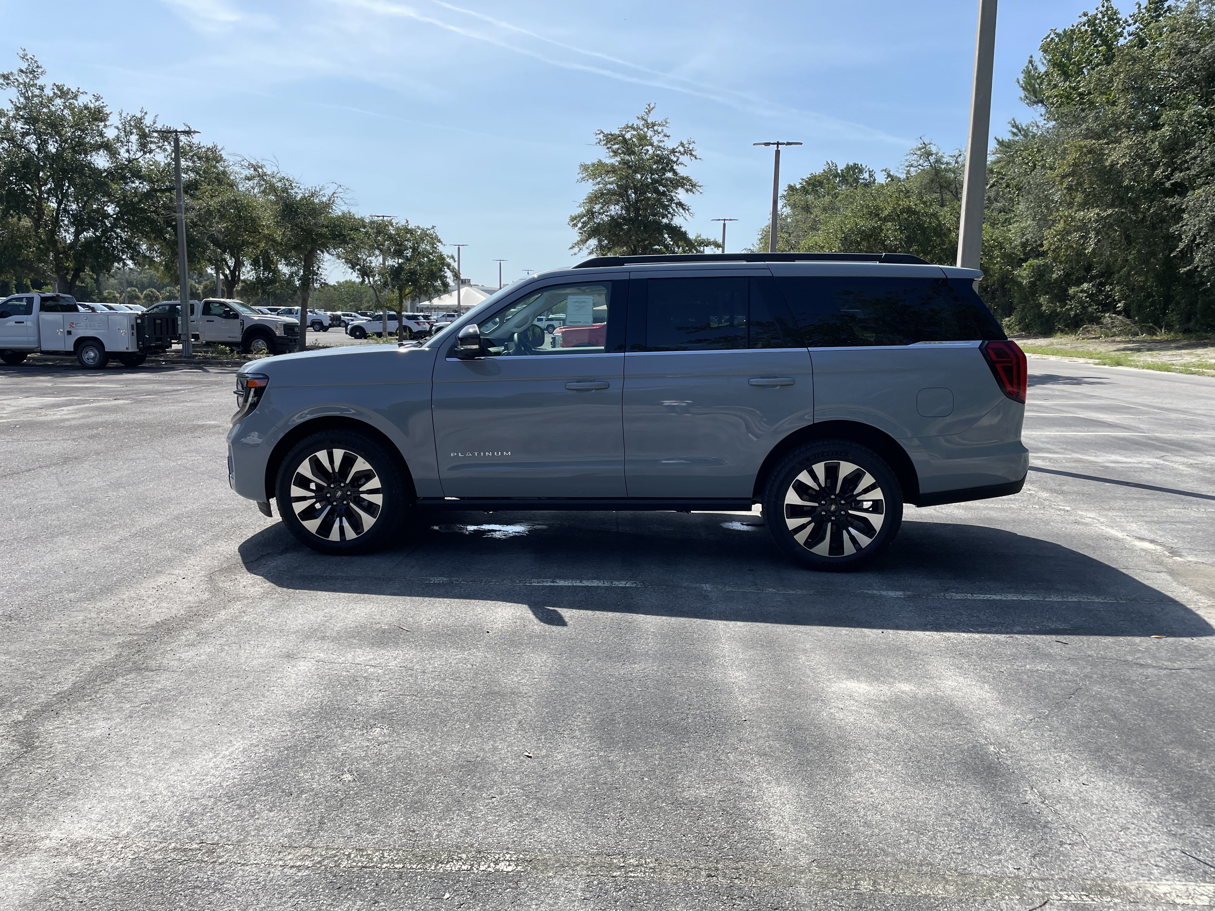 New 2027 Ford Expedition Platinum SUV
