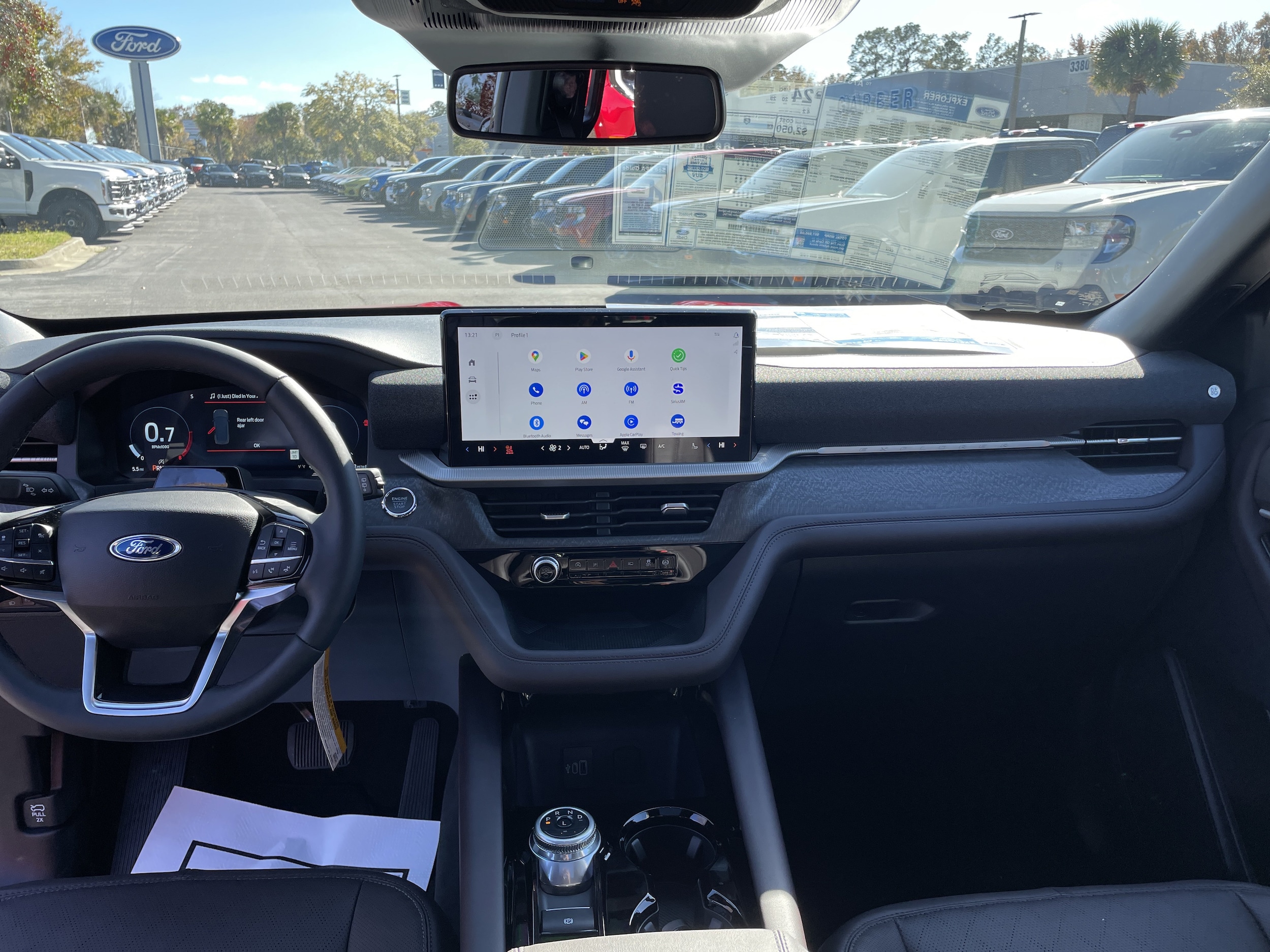 2026 Ford Explorer Platinum - Photo 33