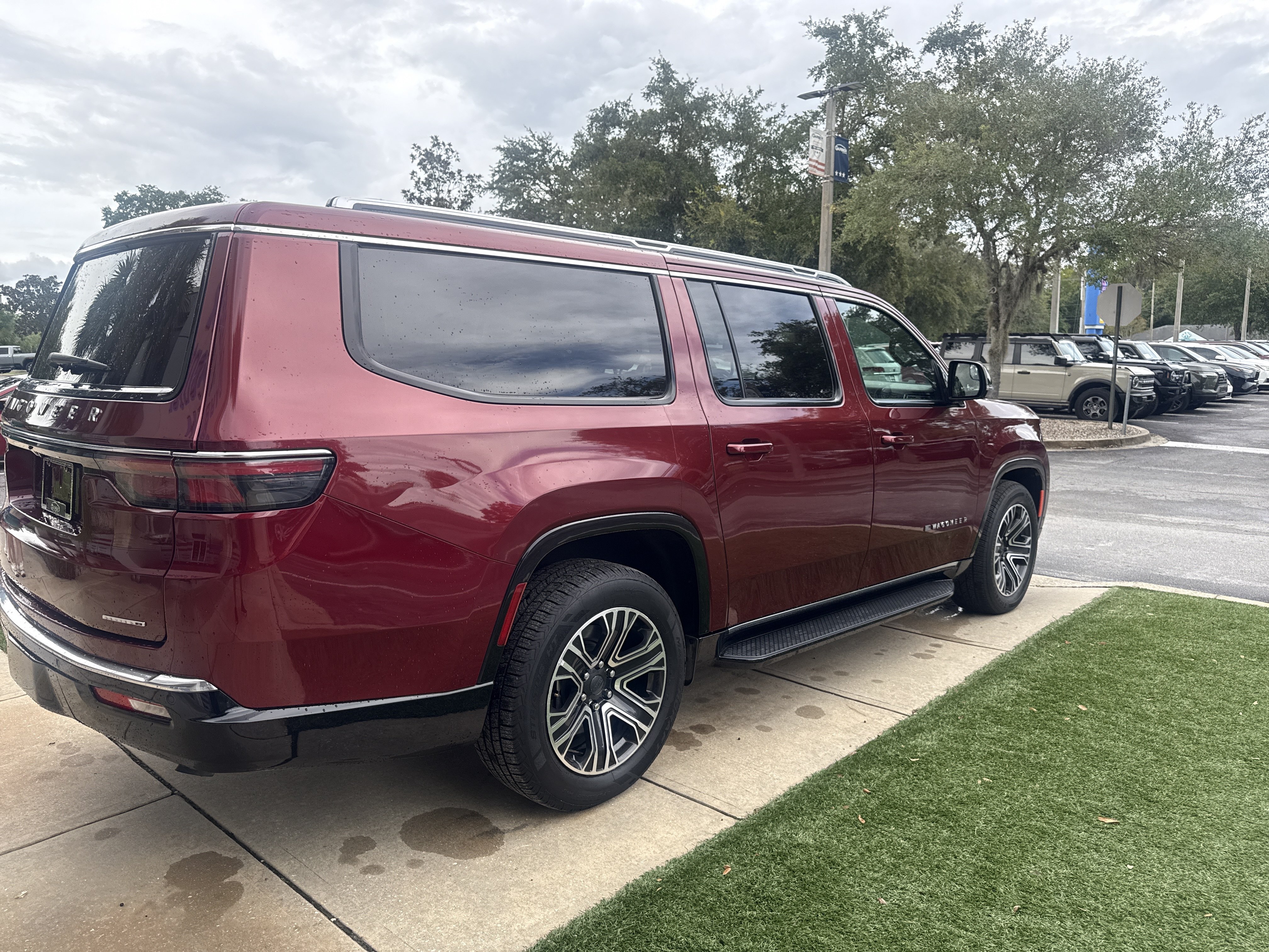 Certified 2024 Jeep Wagoneer L Series II SUV