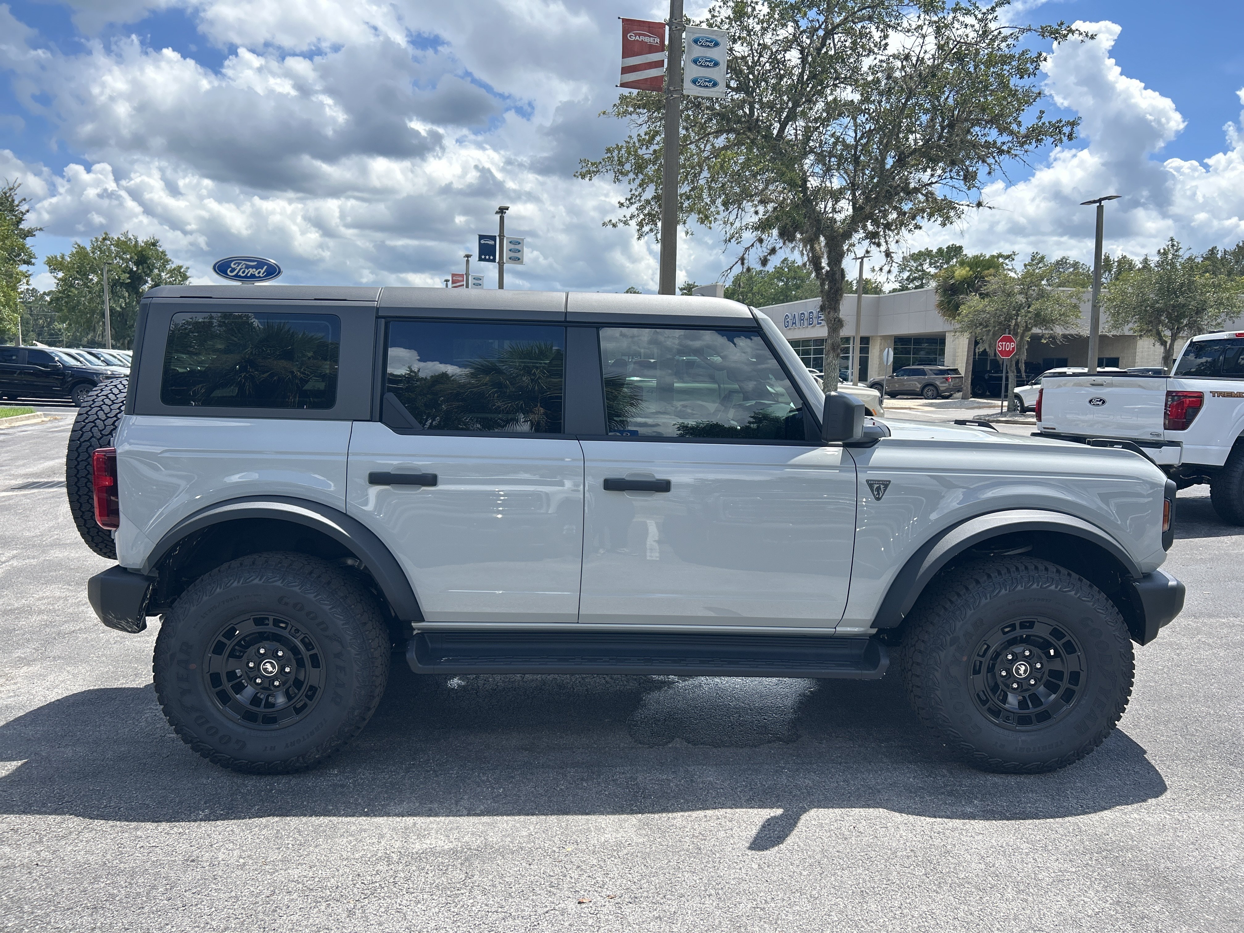 New 2026 Ford Bronco Base SUV