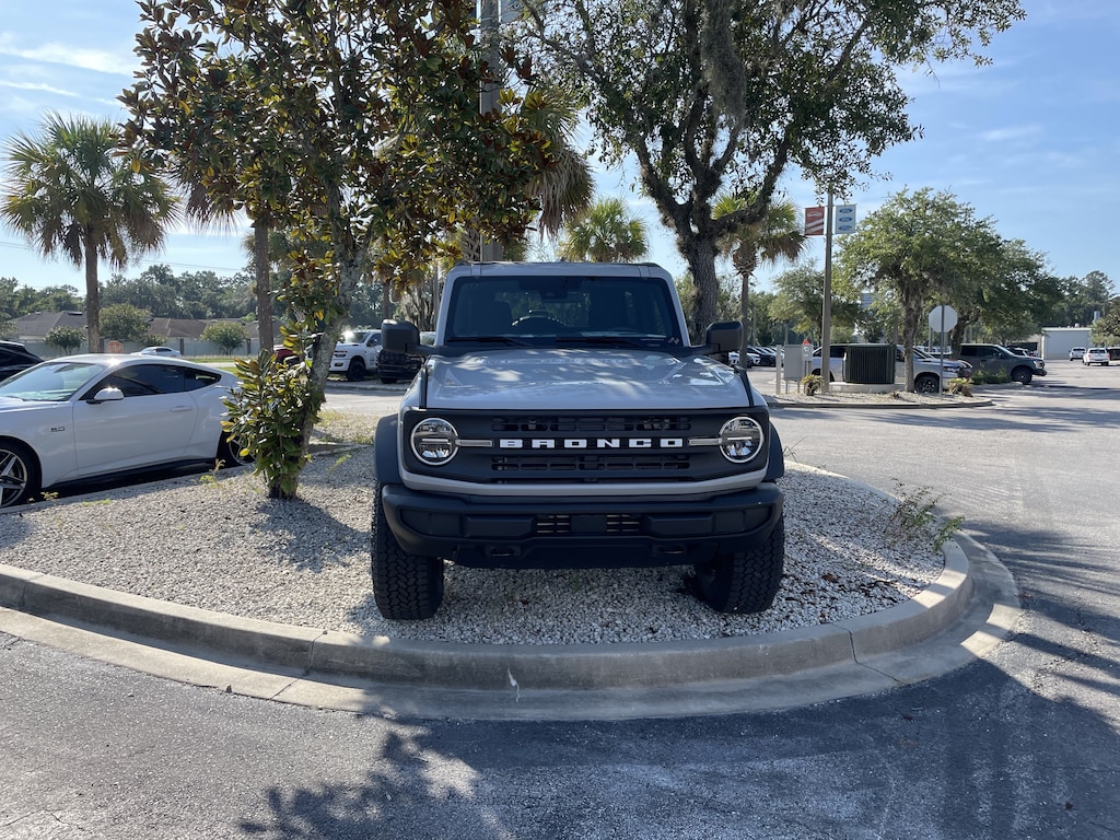 New 2026 Ford Bronco Base SUV