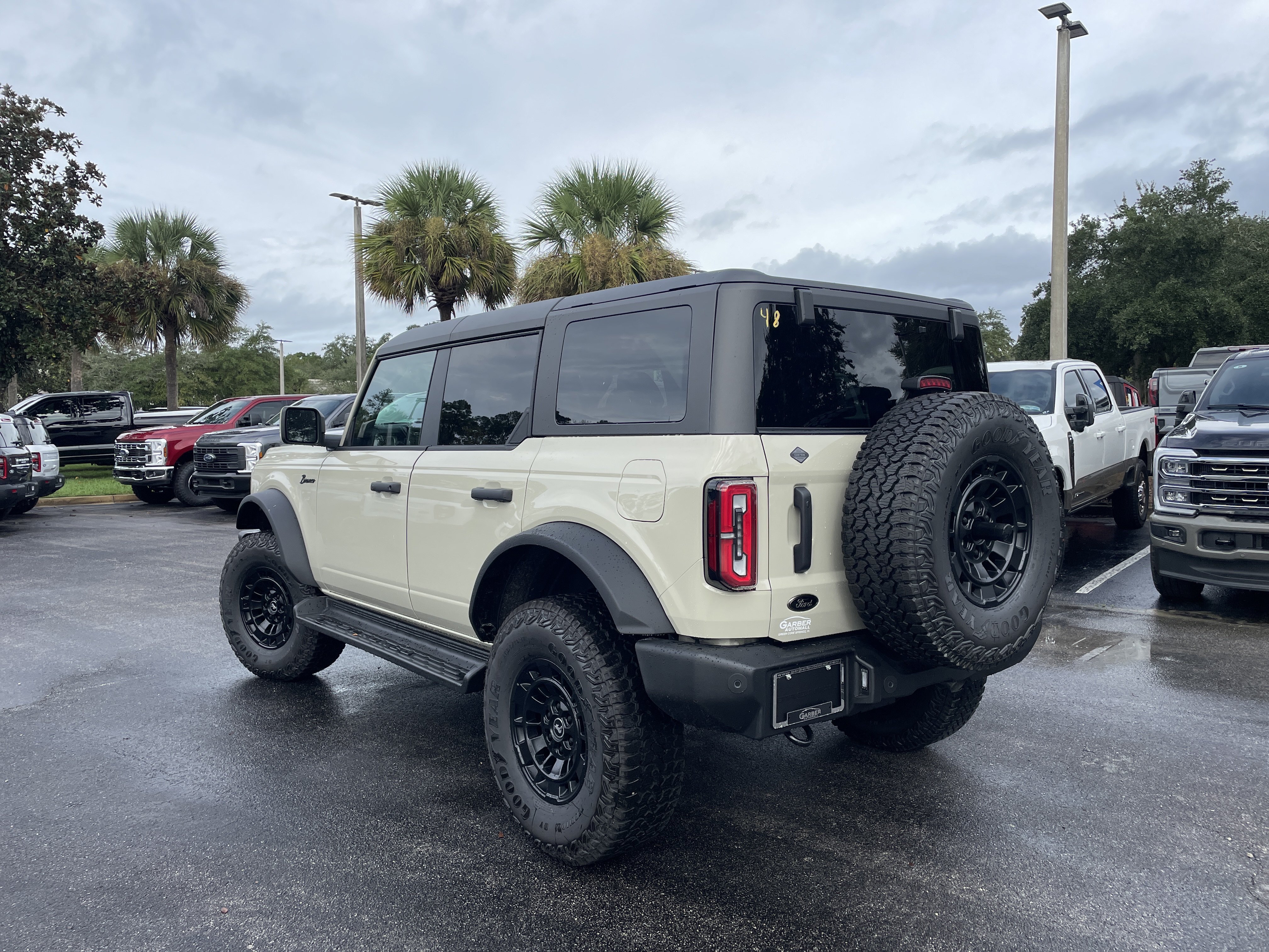 New 2026 Ford Bronco Outer Banks SUV