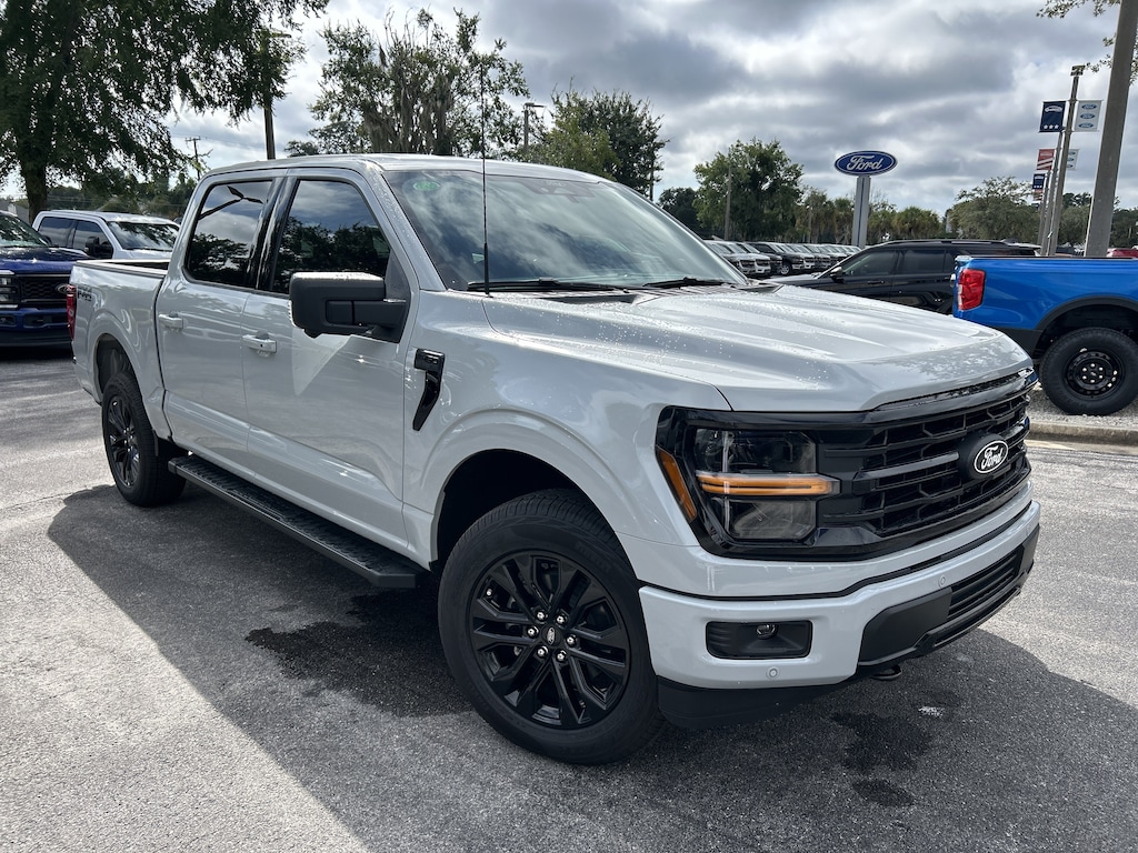 New 2026 Ford F-150 XLT Truck SuperCrew Cab