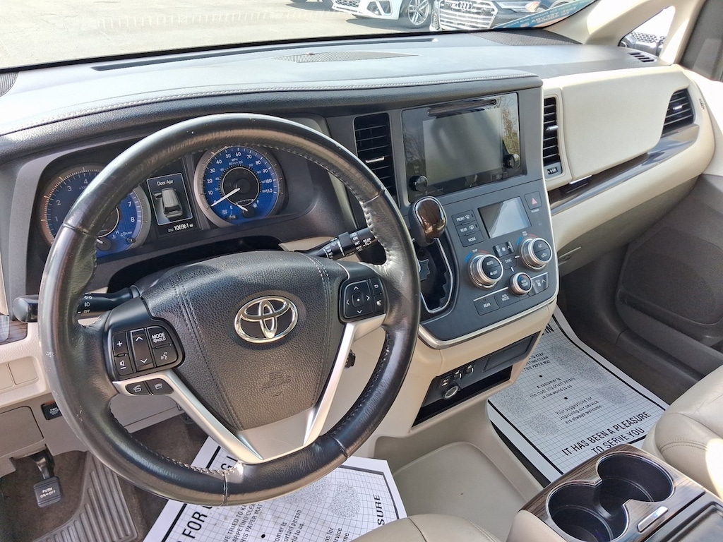 Used 2016 Toyota Sienna XLE Van