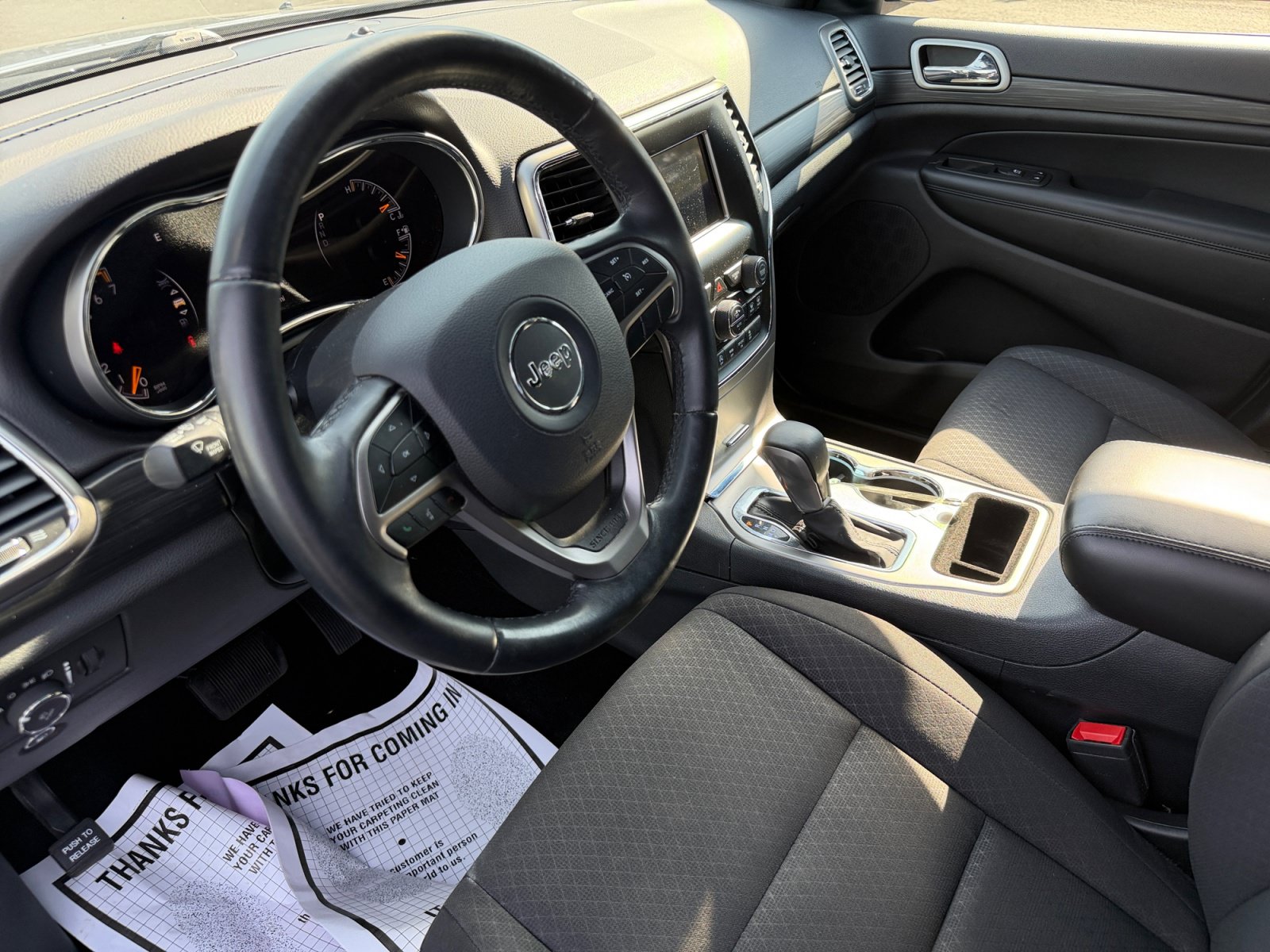 Used 2019 Jeep Grand Cherokee Laredo E SUV
