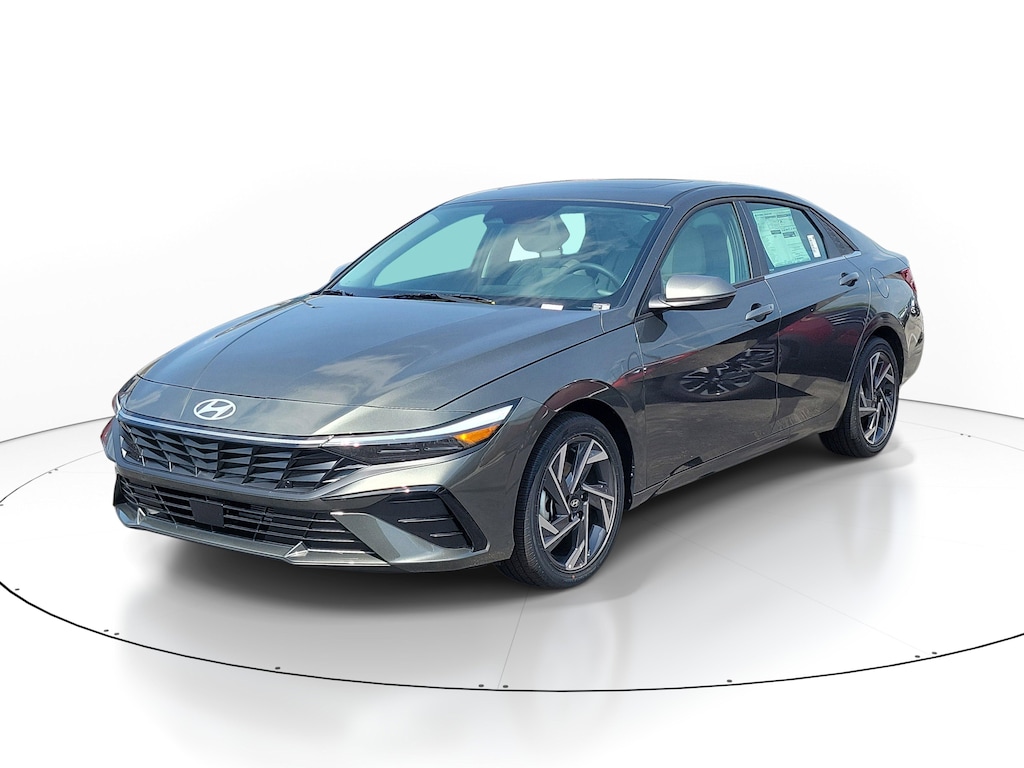 New 2026 Hyundai Elantra Limited Sedan