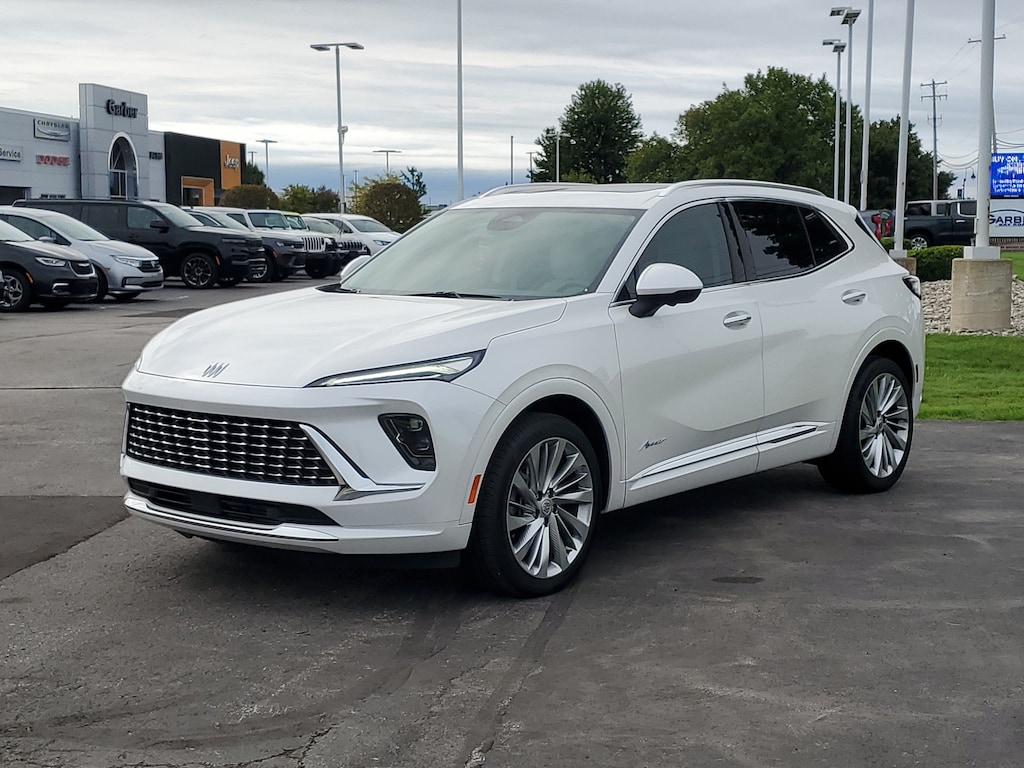 Used 2025 Buick Envision Avenir SUV