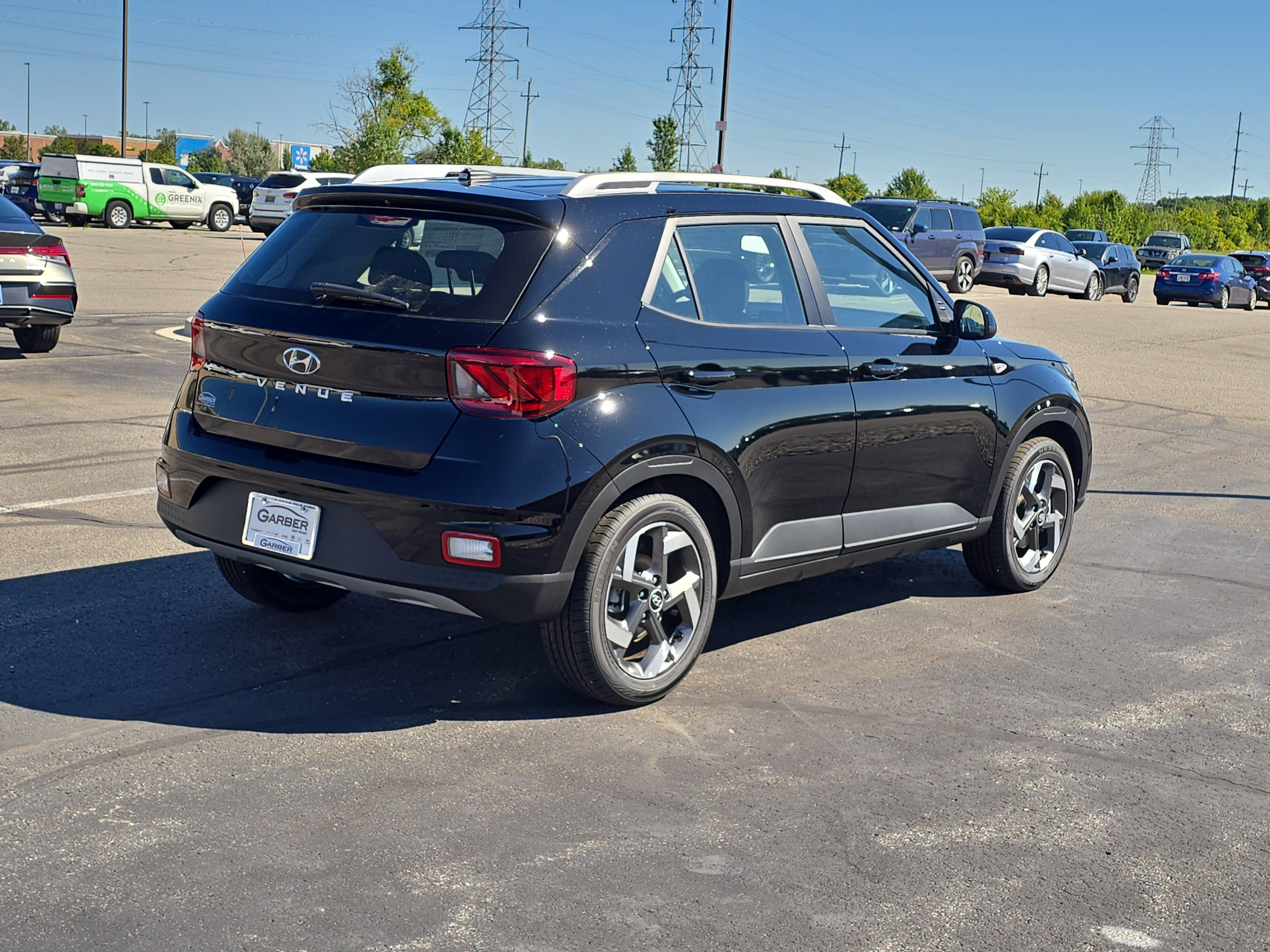 New 2026 Hyundai Venue SEL SUV