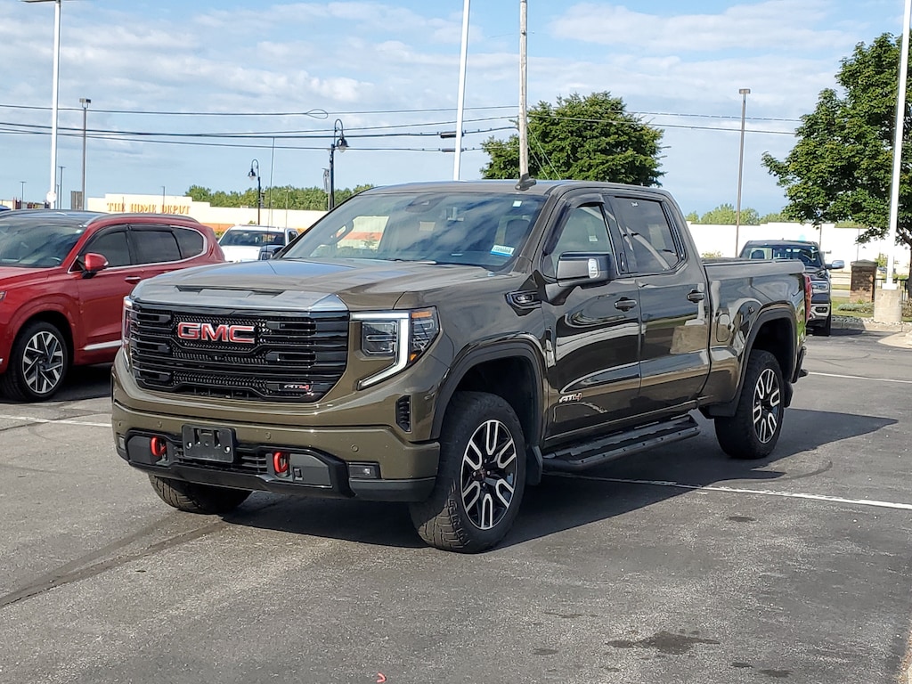 Used 2024 GMC Sierra 1500 AT4 Truck Crew Cab