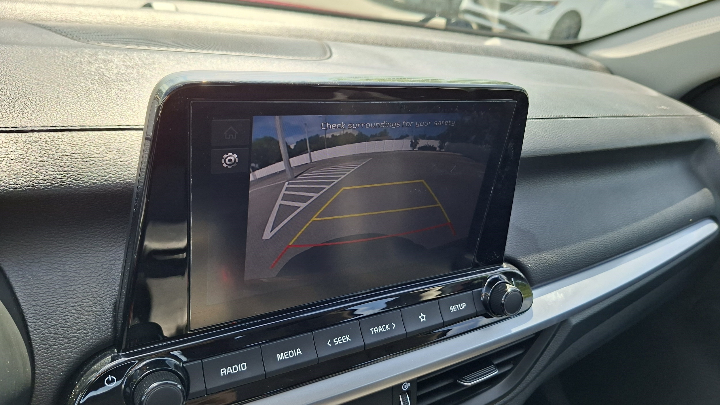2023 Kia Forte LXS - Photo 12