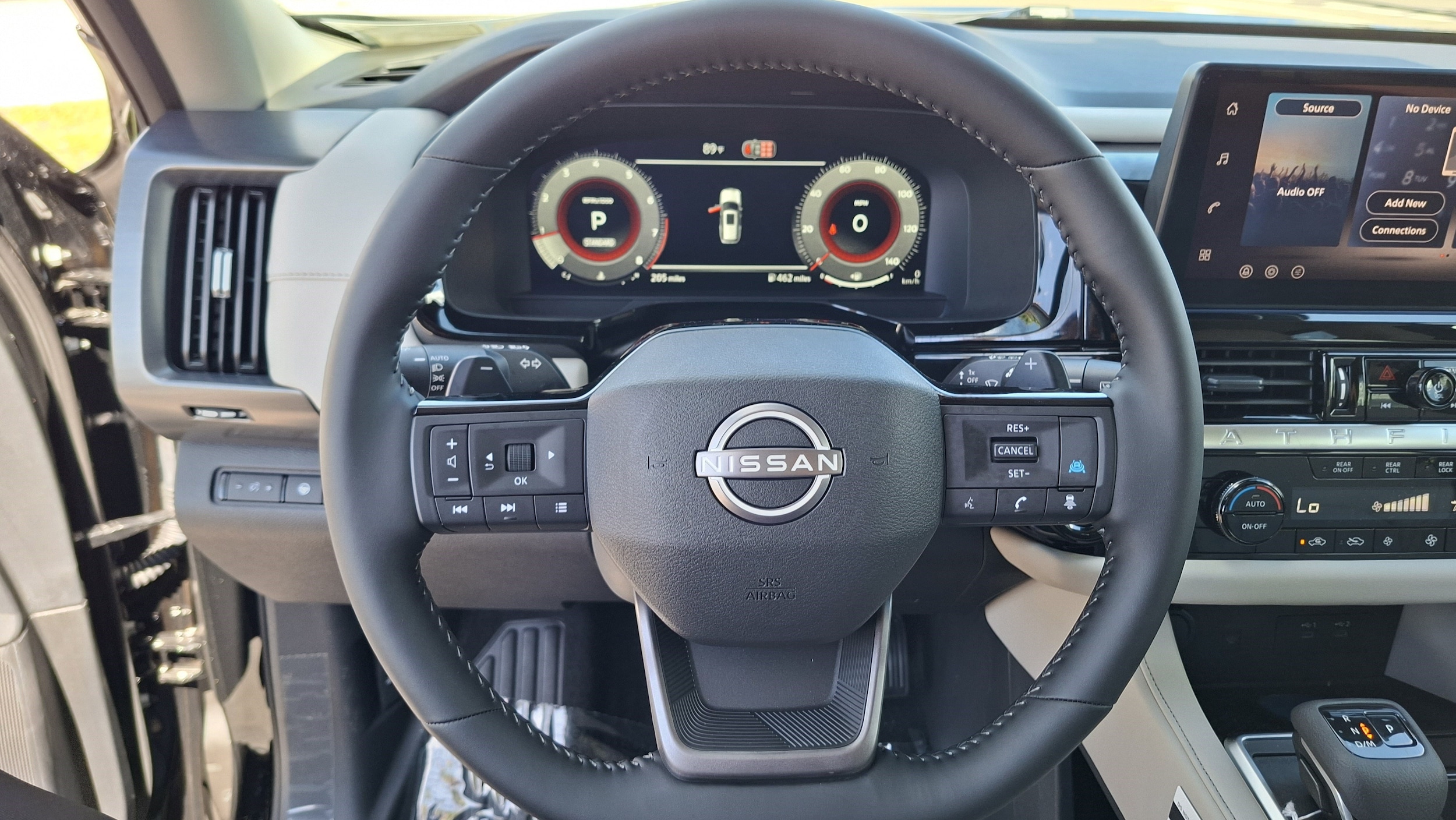 2026 Nissan Pathfinder SL - Photo 7