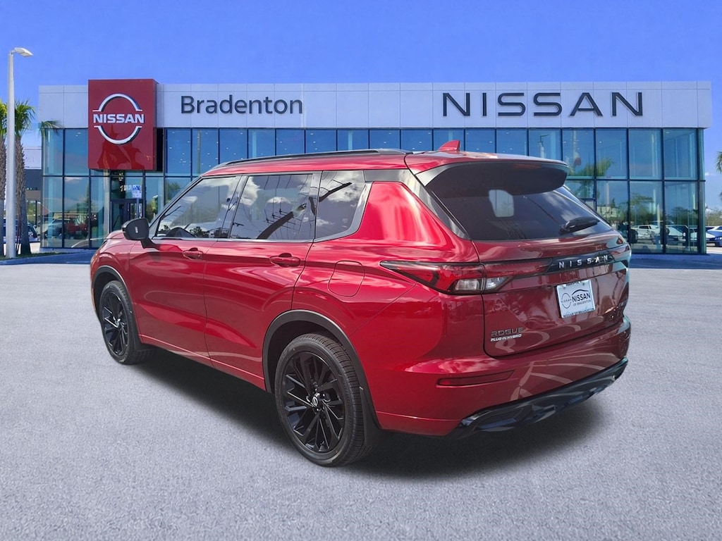 New 2026 Nissan Rogue Plug-In Hybrid Platinum SUV