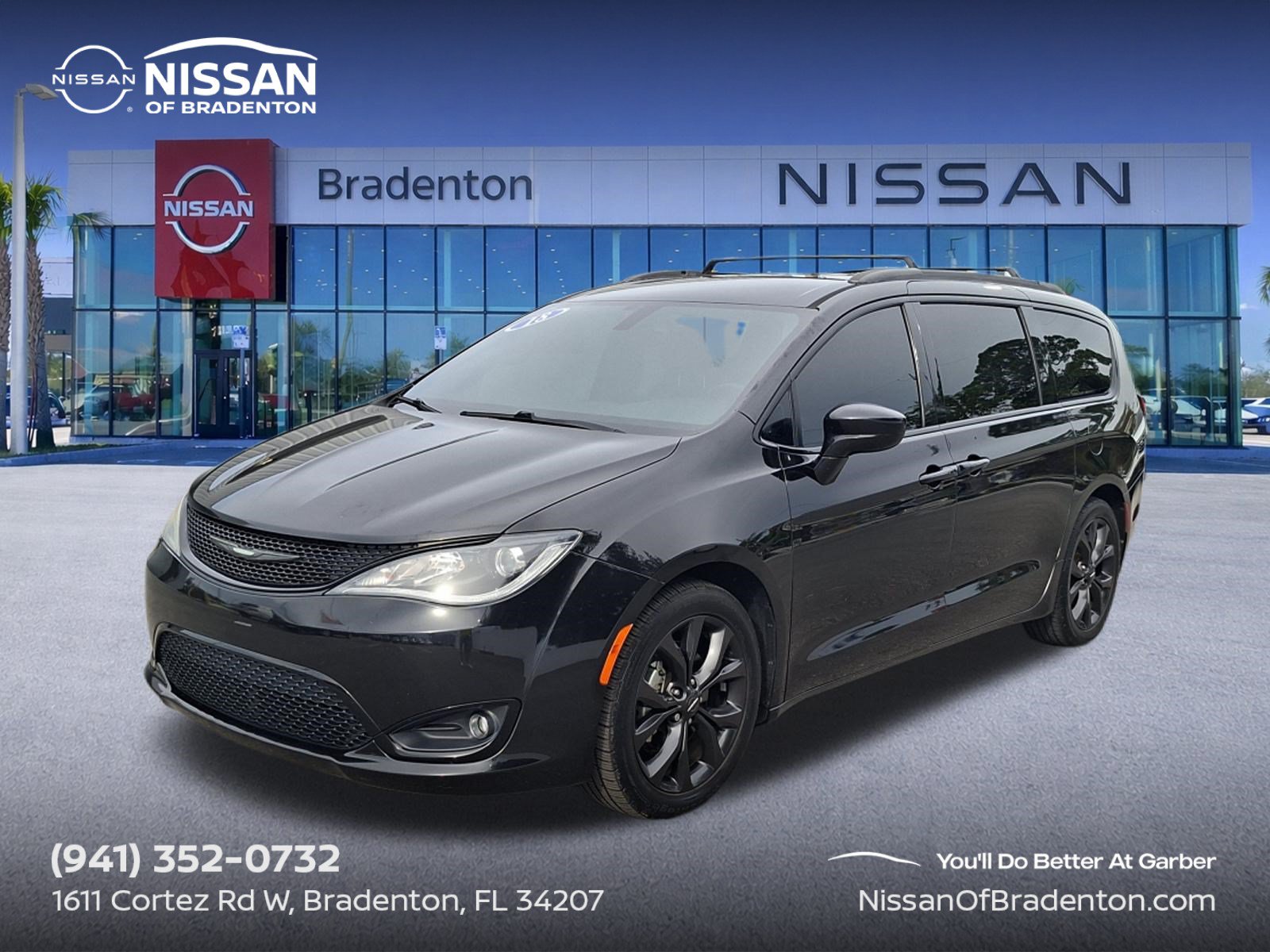Used 2018 Chrysler Pacifica Touring L Van