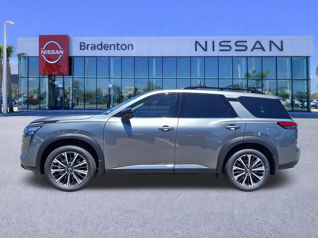 New 2026 Nissan Pathfinder Platinum SUV