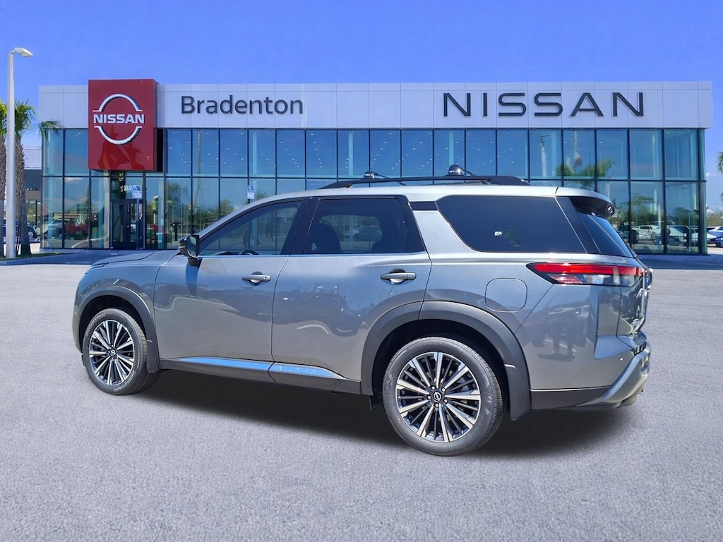 New 2026 Nissan Pathfinder Platinum SUV