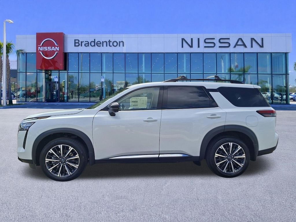 New 2026 Nissan Pathfinder Platinum SUV