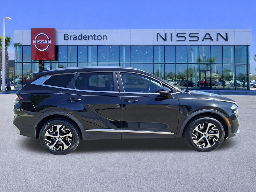 Certified 2023 Kia Sportage Hybrid EX SUV
