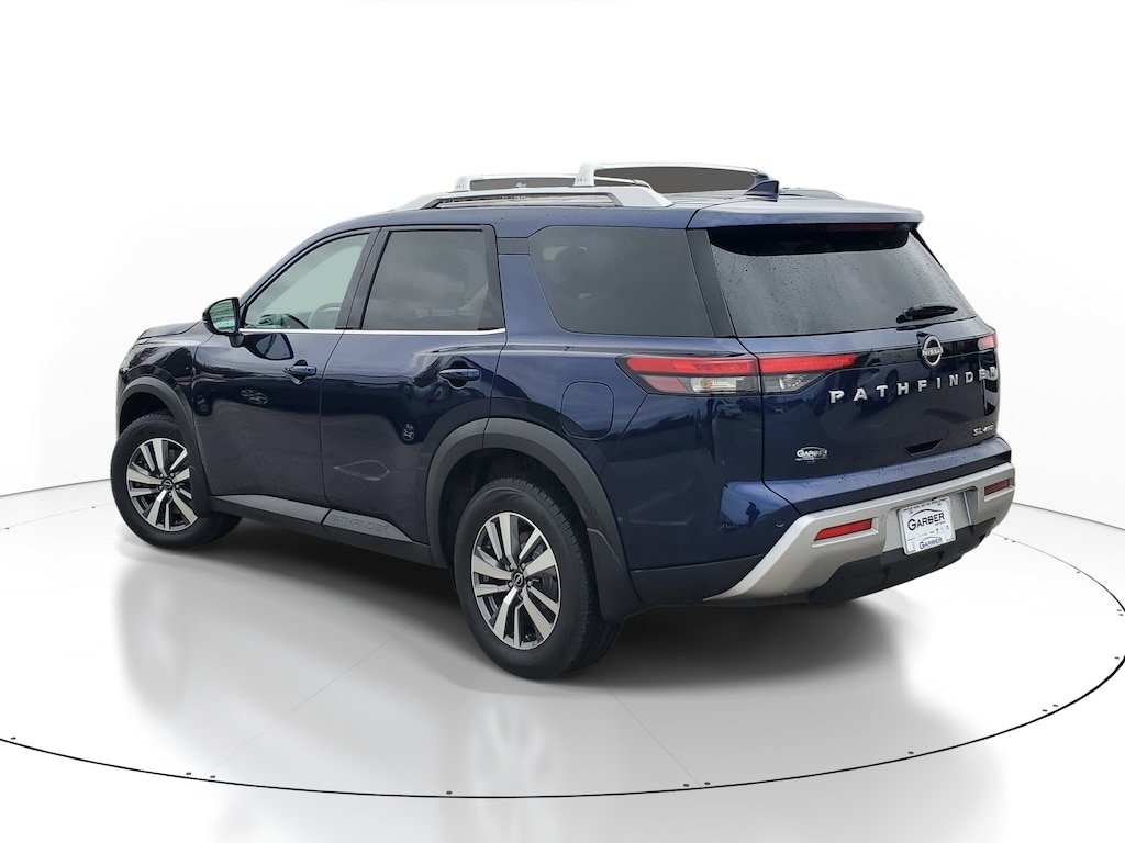 Used 2025 Nissan Pathfinder SL SUV