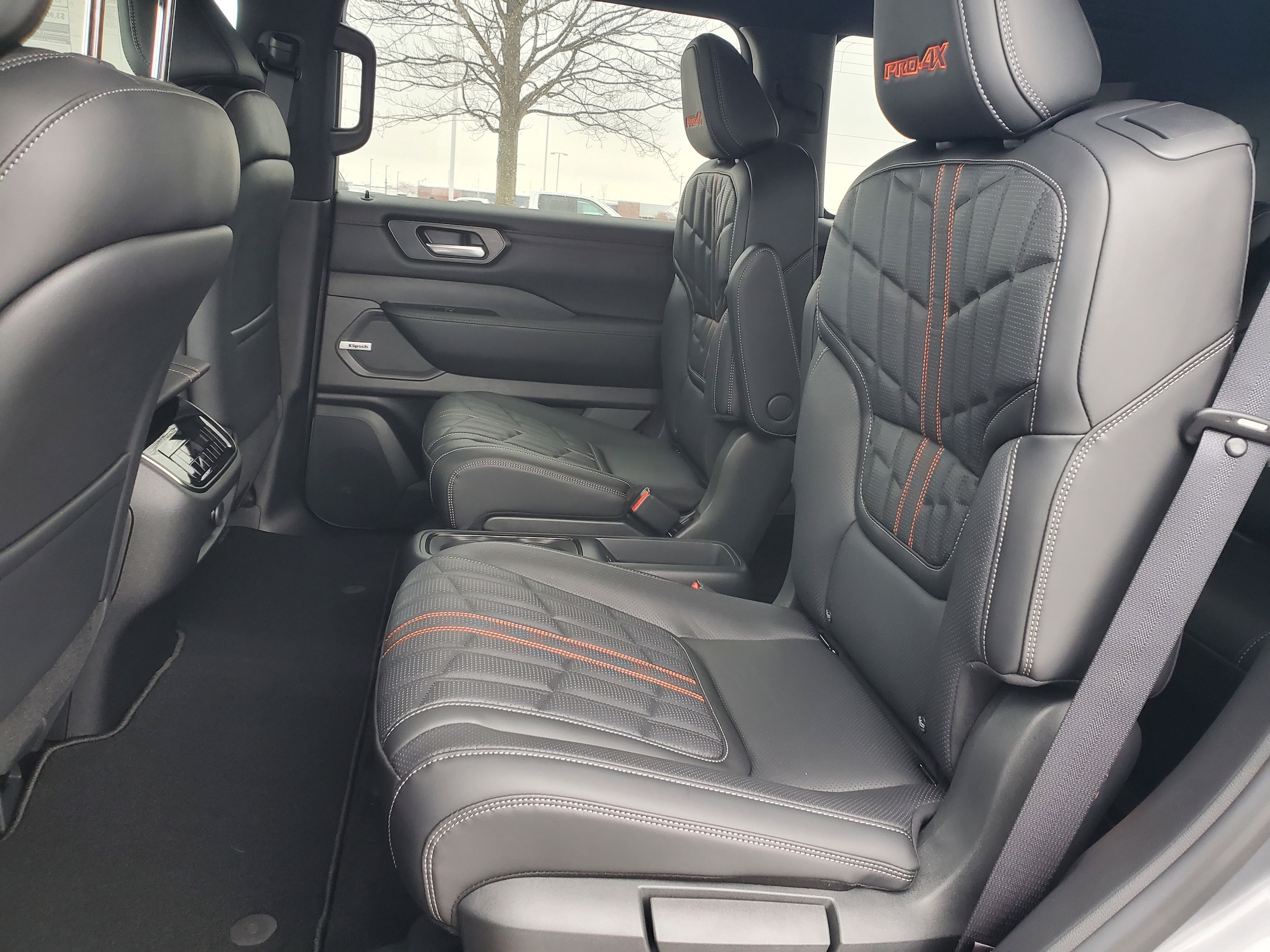 2026 Nissan Armada PRO-4X - Photo 32