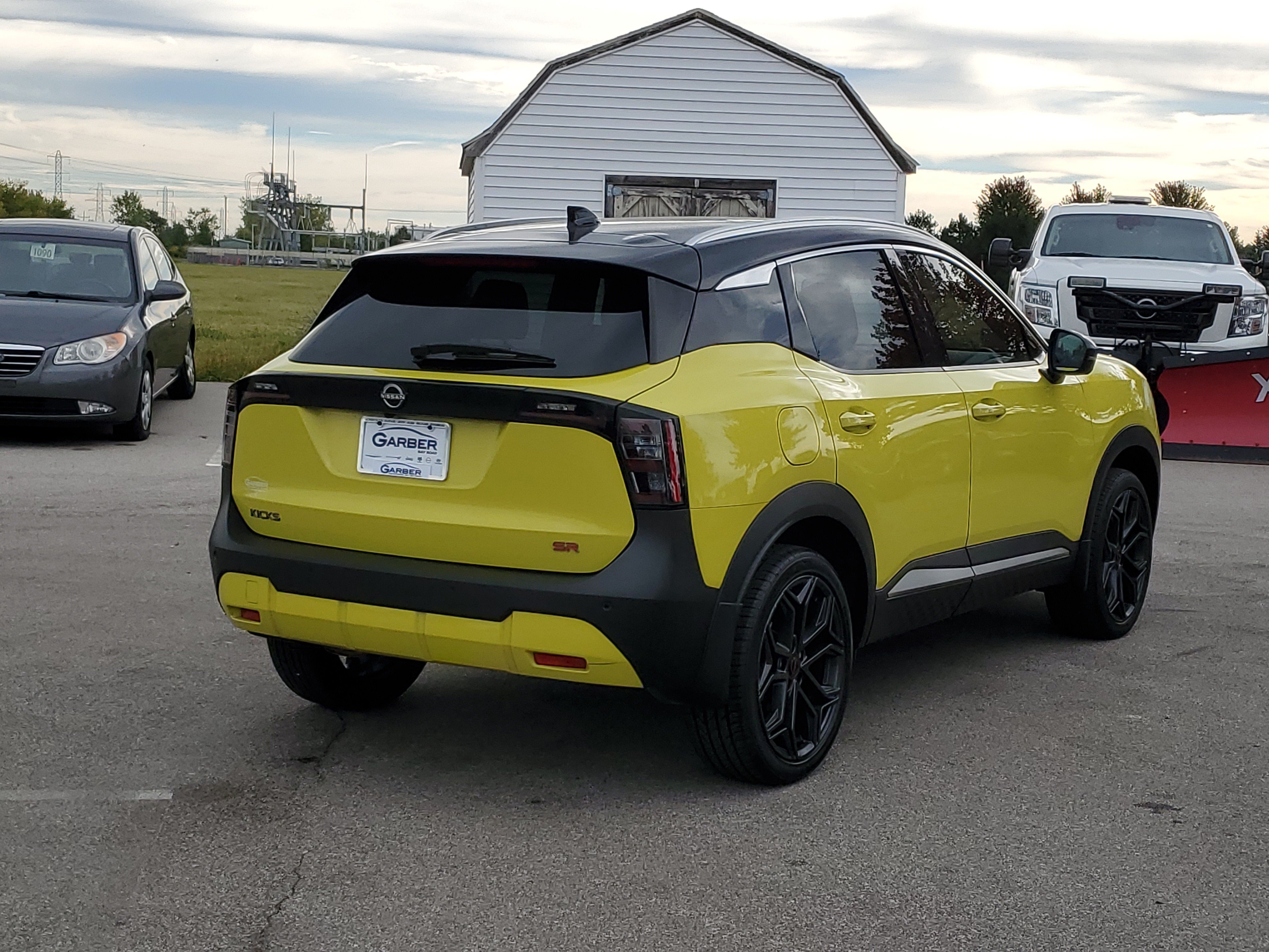 Used 2025 Nissan Kicks SR SUV