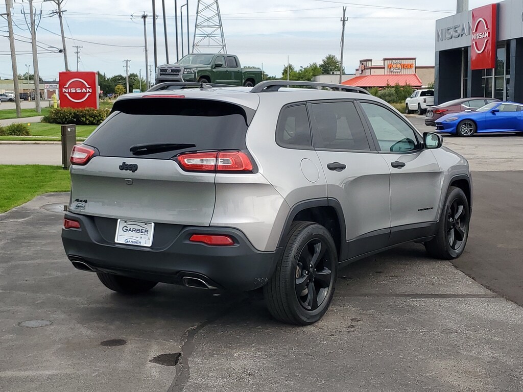 Used 2017 Jeep Cherokee Altitude SUV