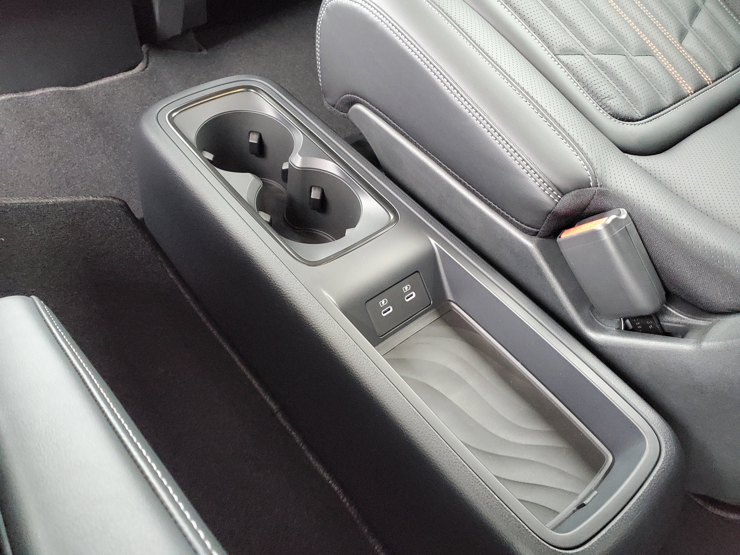 2026 Nissan Armada PRO-4X - Photo 31